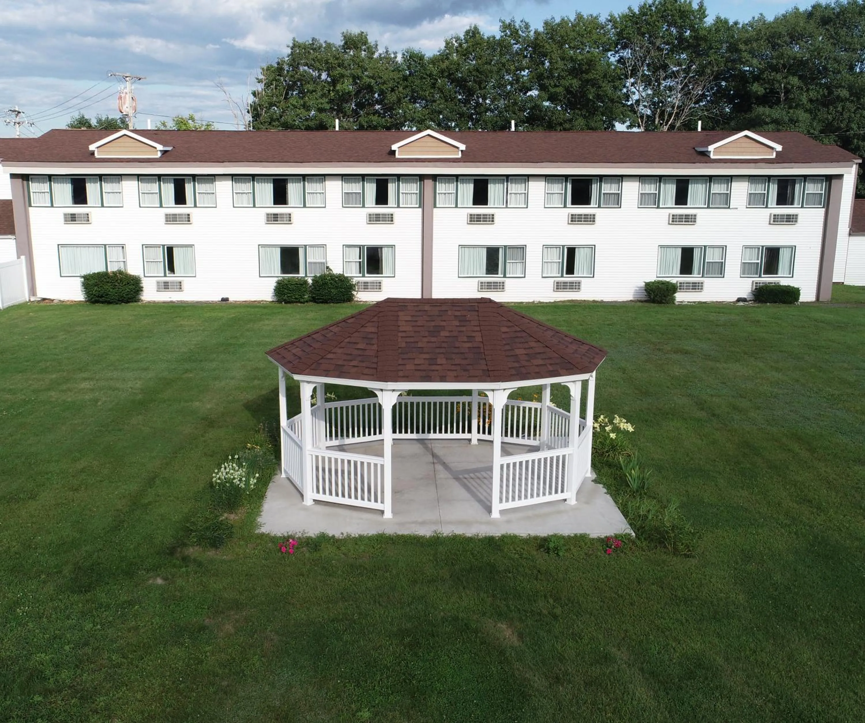 Property building in Inn at Portland