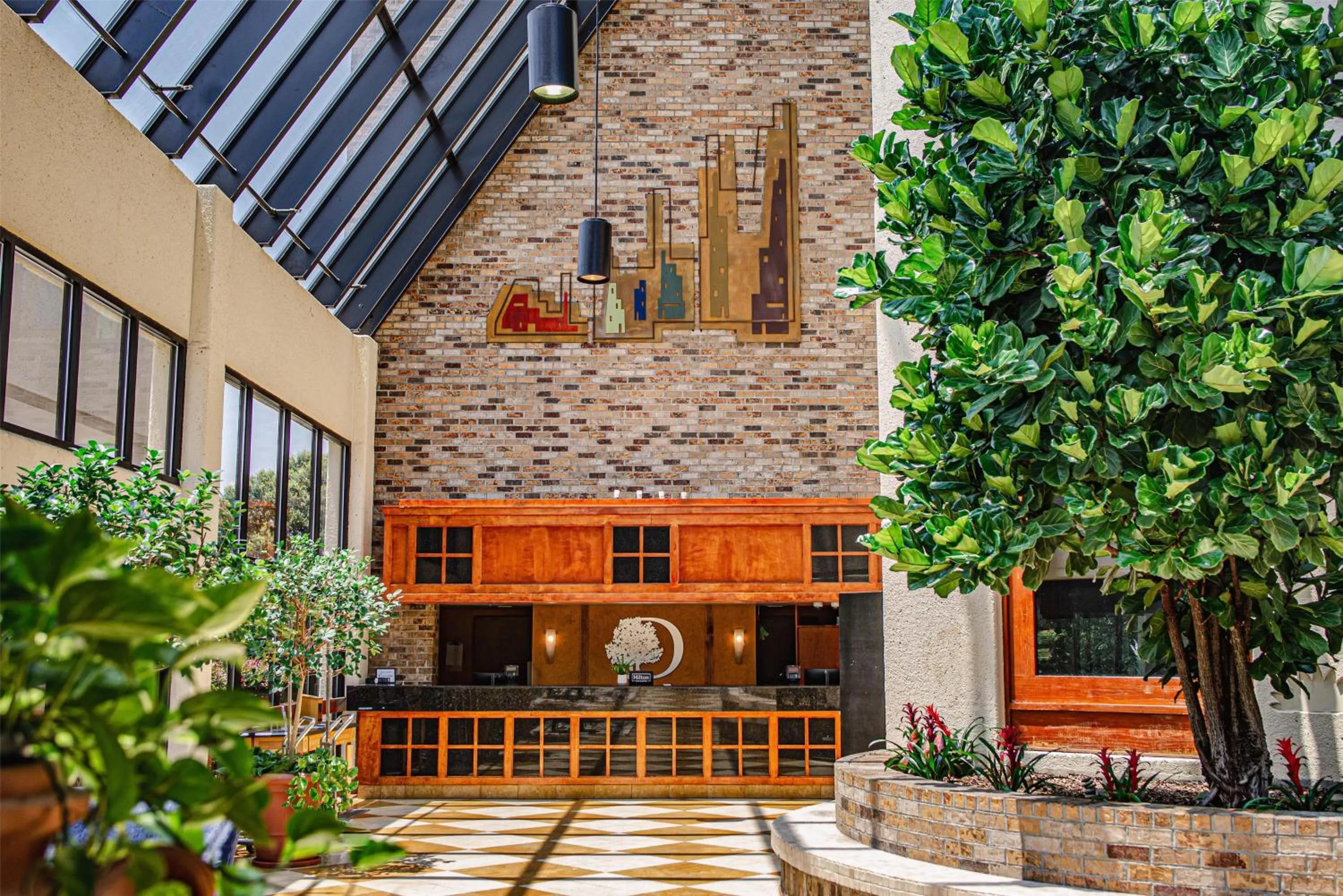 Lobby or reception in DoubleTree by Hilton Hotel Oak Ridge - Knoxville