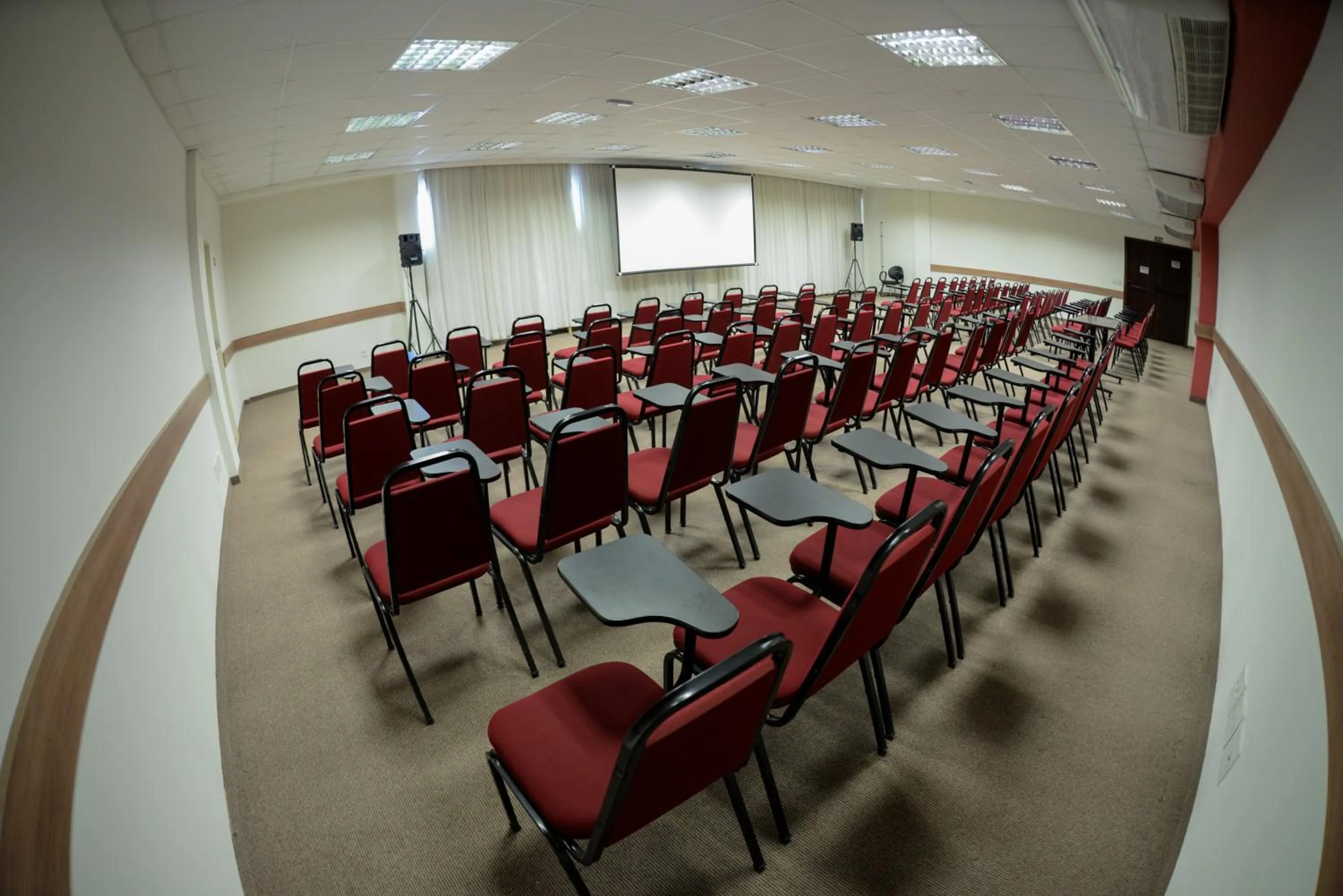 Business facilities in Faria Lima Flat Service