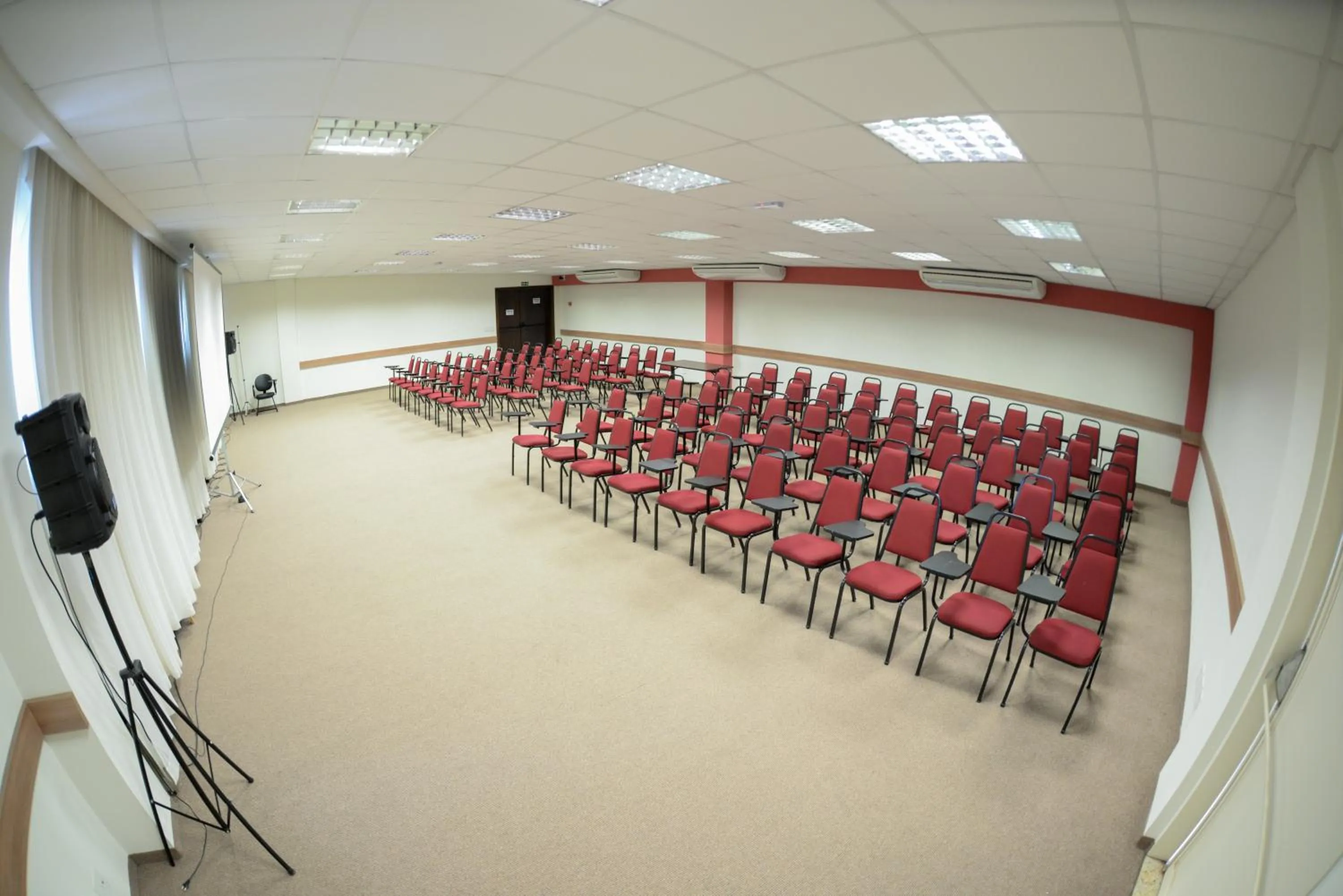 Business facilities in Faria Lima Flat Service