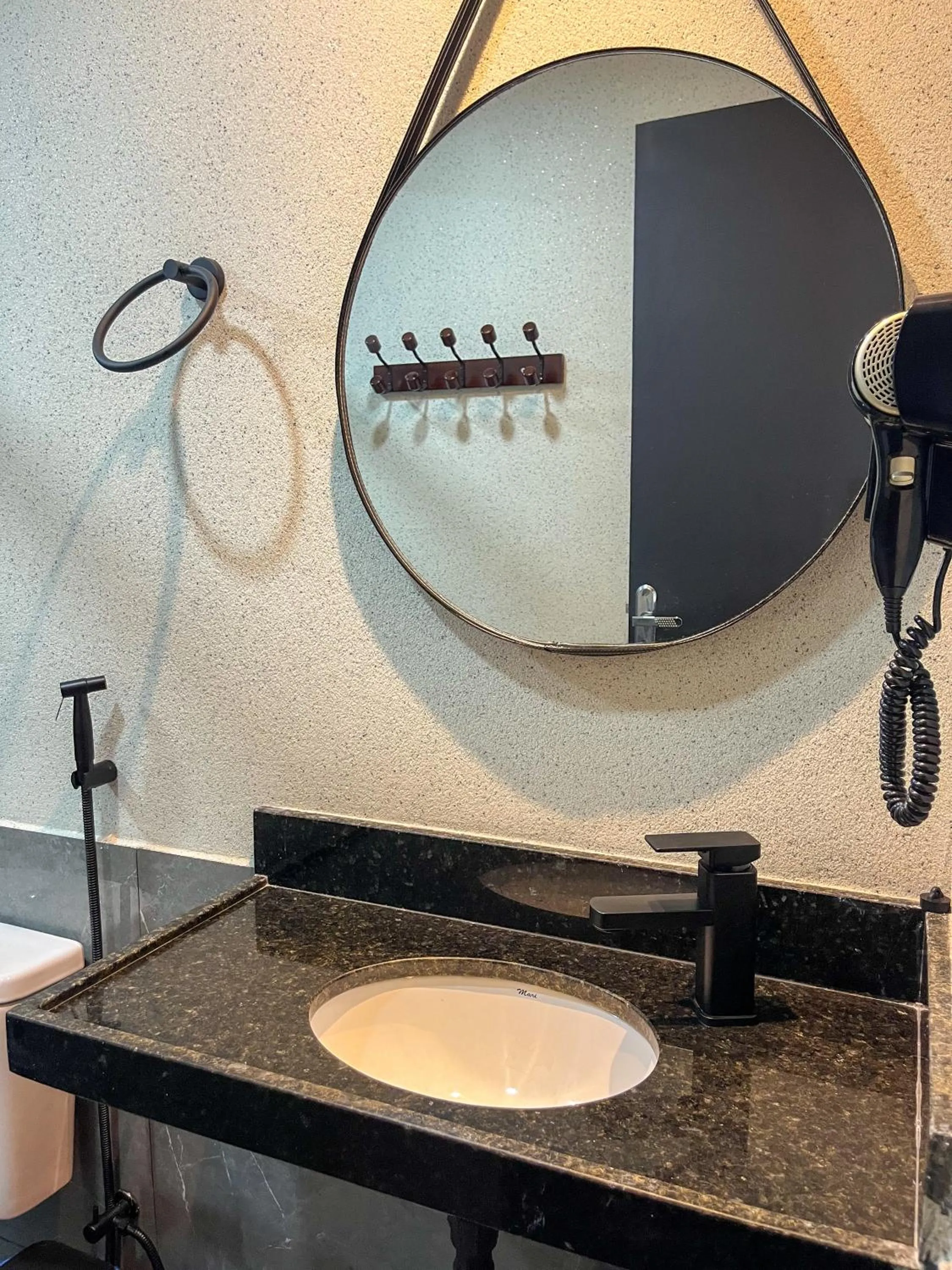 hair dryier in Pousada Arco Iris Fortaleza