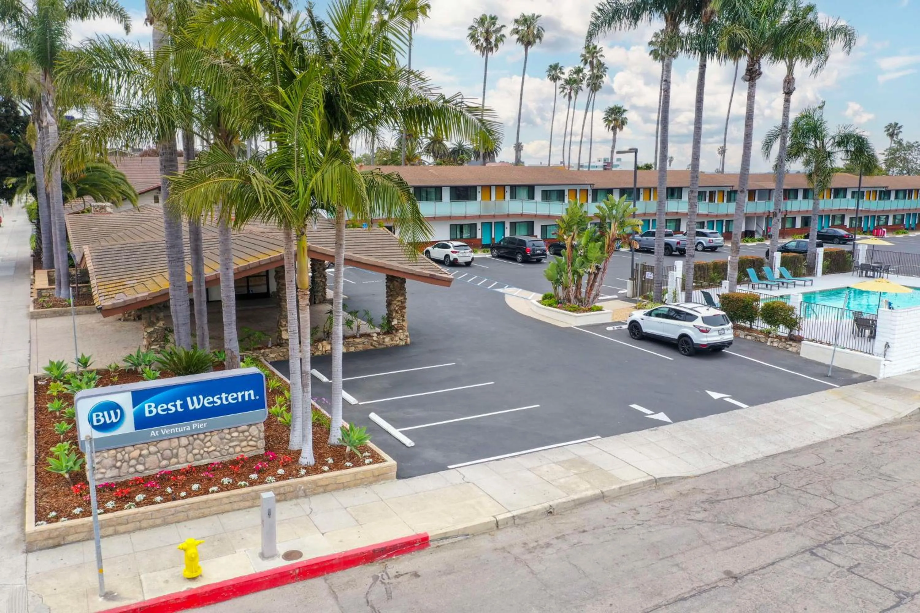 Property building in Best Western At Ventura Pier