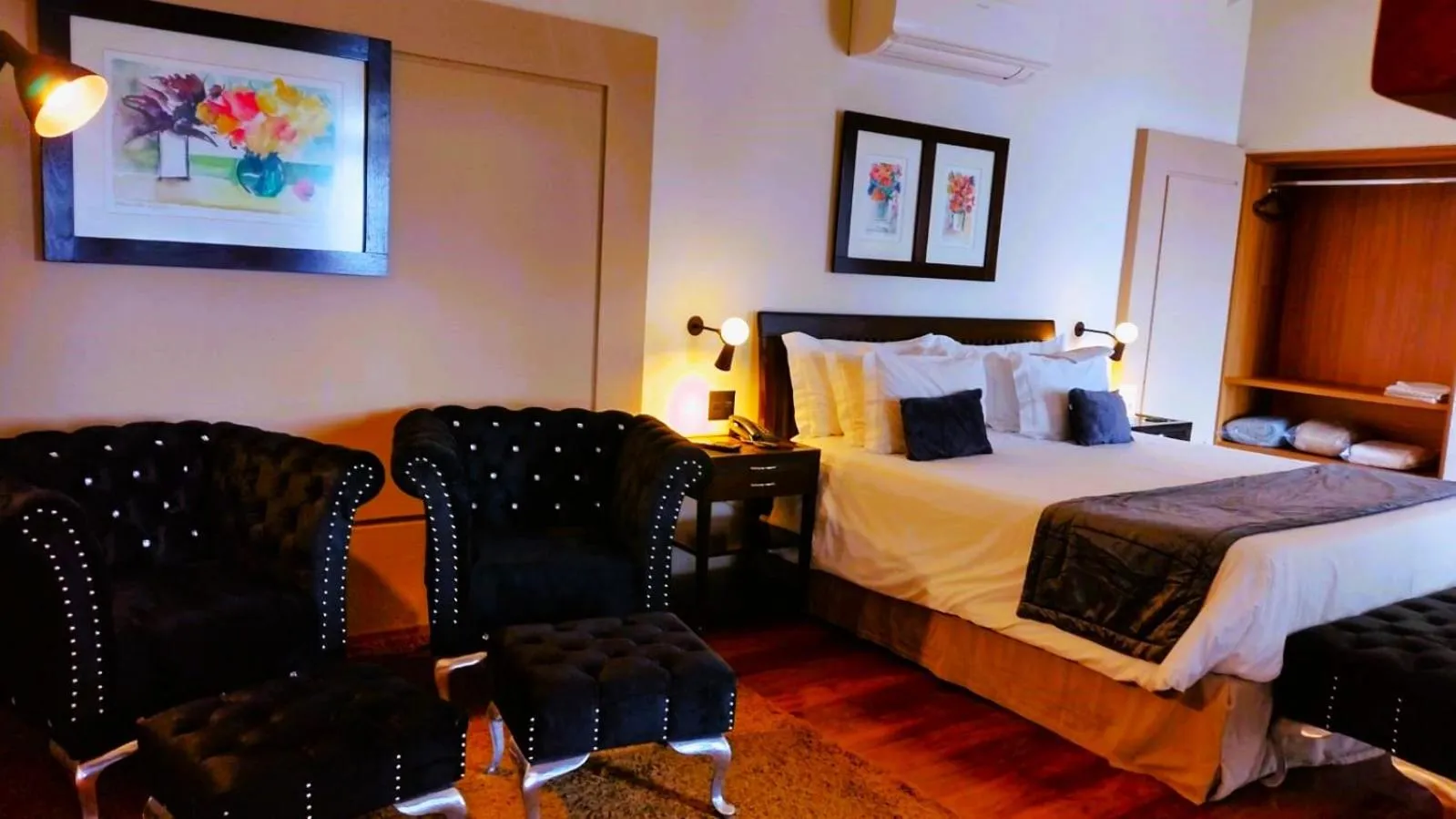 Bed in Kuriuwa Hotel