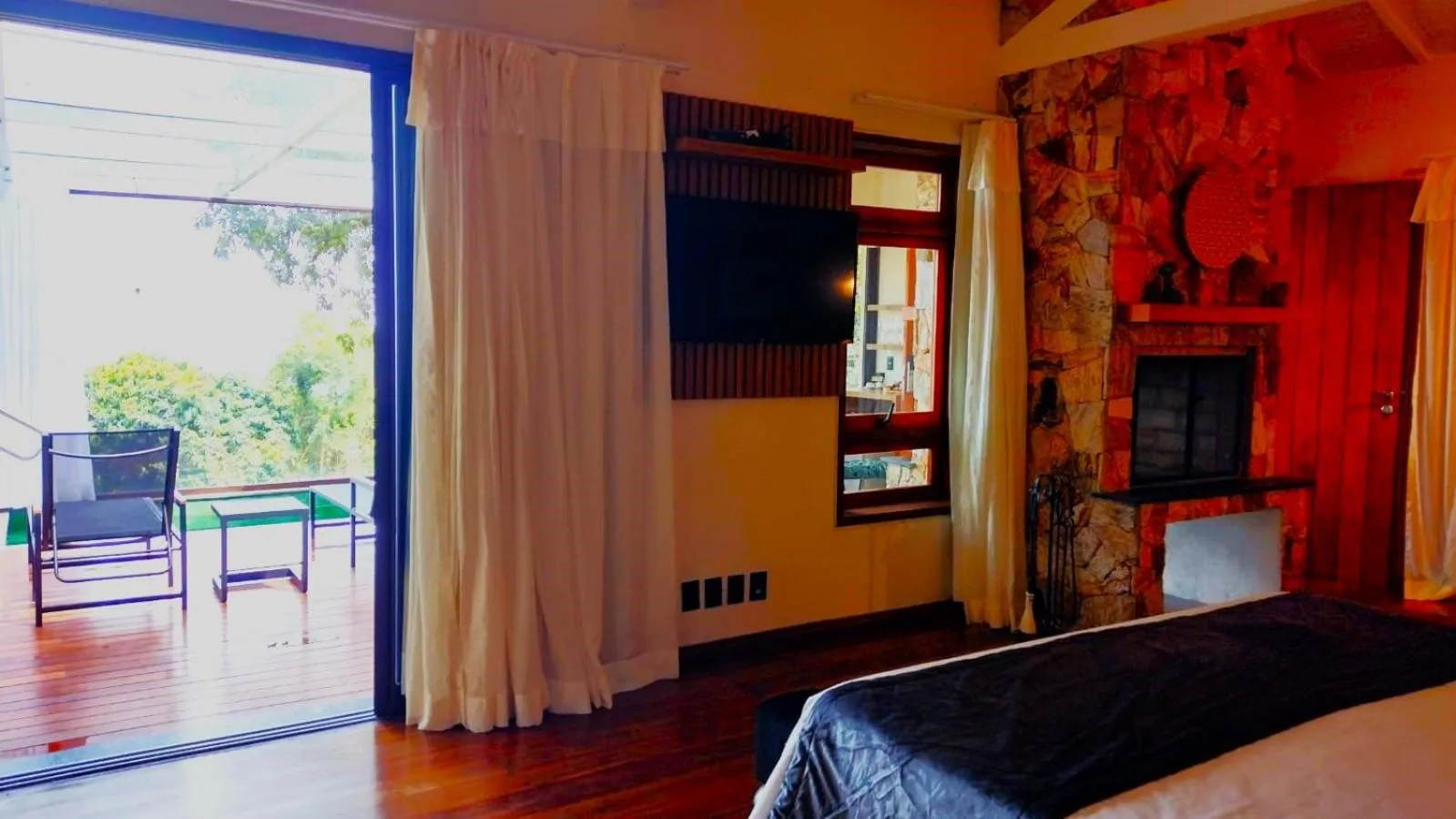 Bed in Kuriuwa Hotel