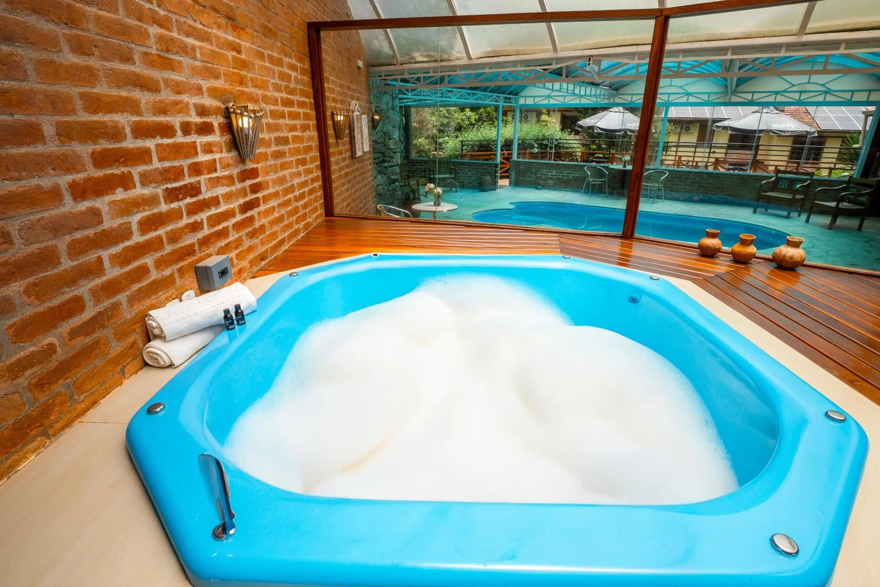 Hot Tub in Pousada Serra Villena