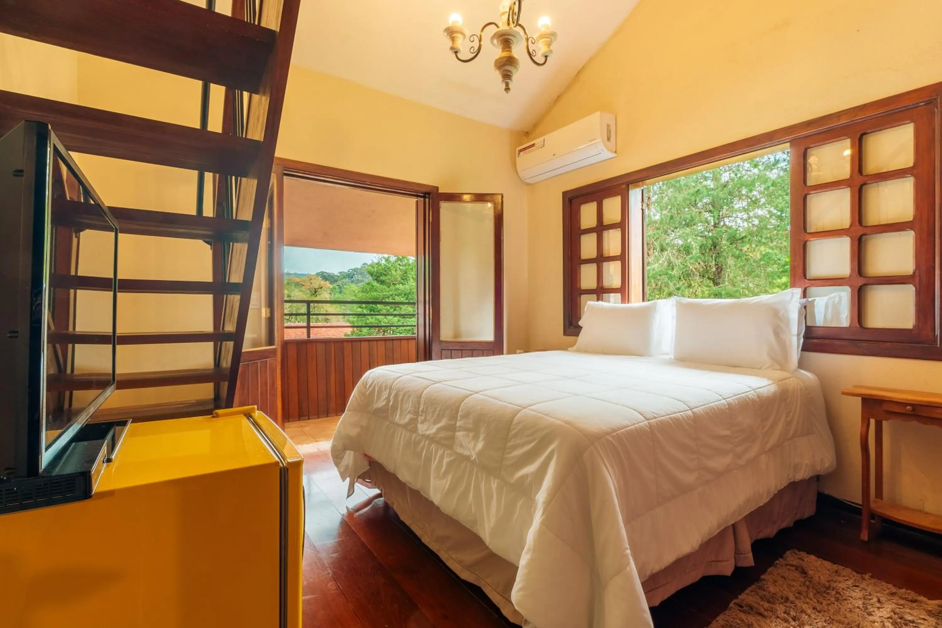 Bedroom, Bed in Pousada Serra Villena