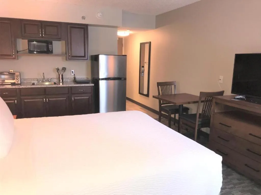 Bed in Travelodge by Wyndham Sydney