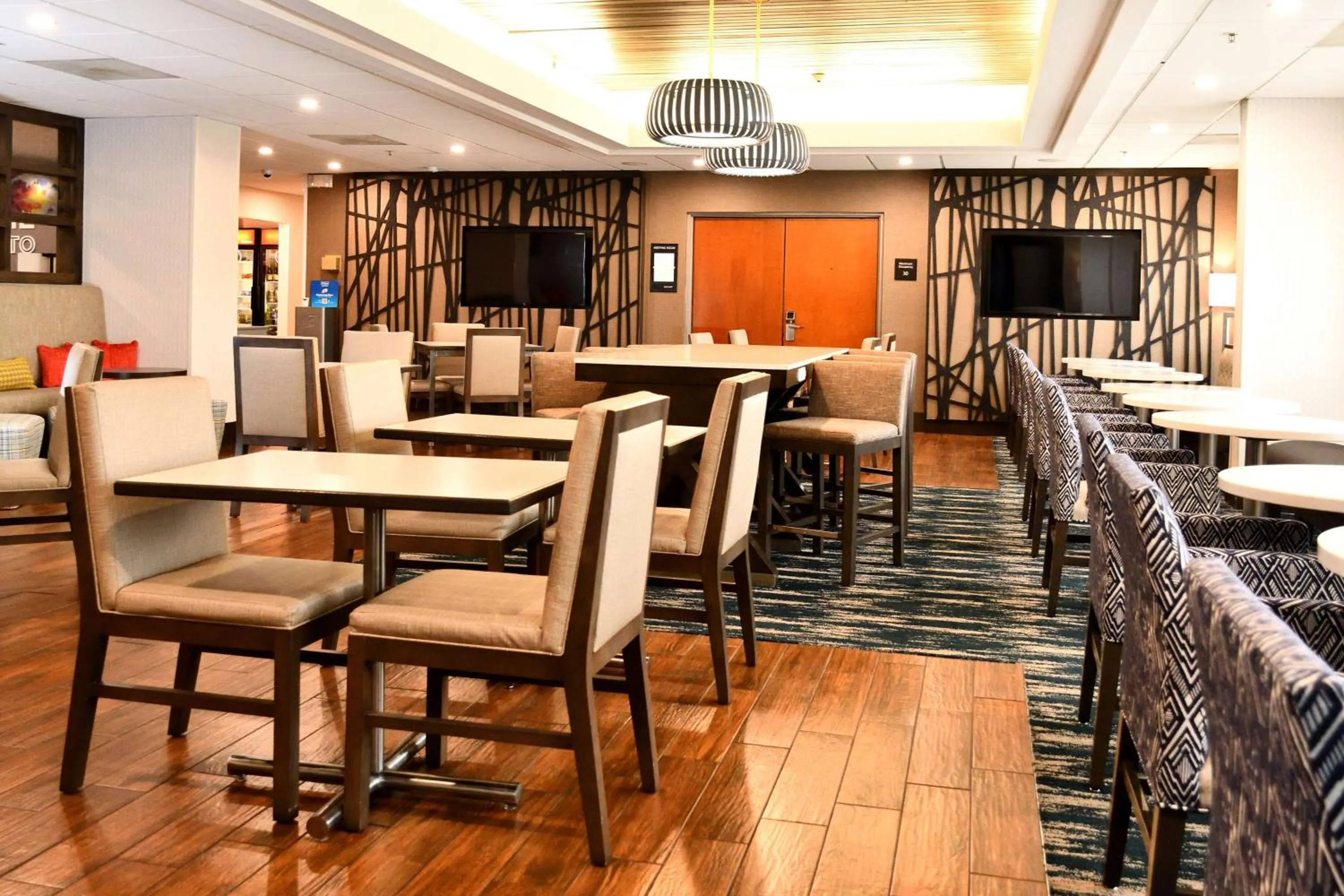 Breakfast in Hampton Inn Santee-I-95