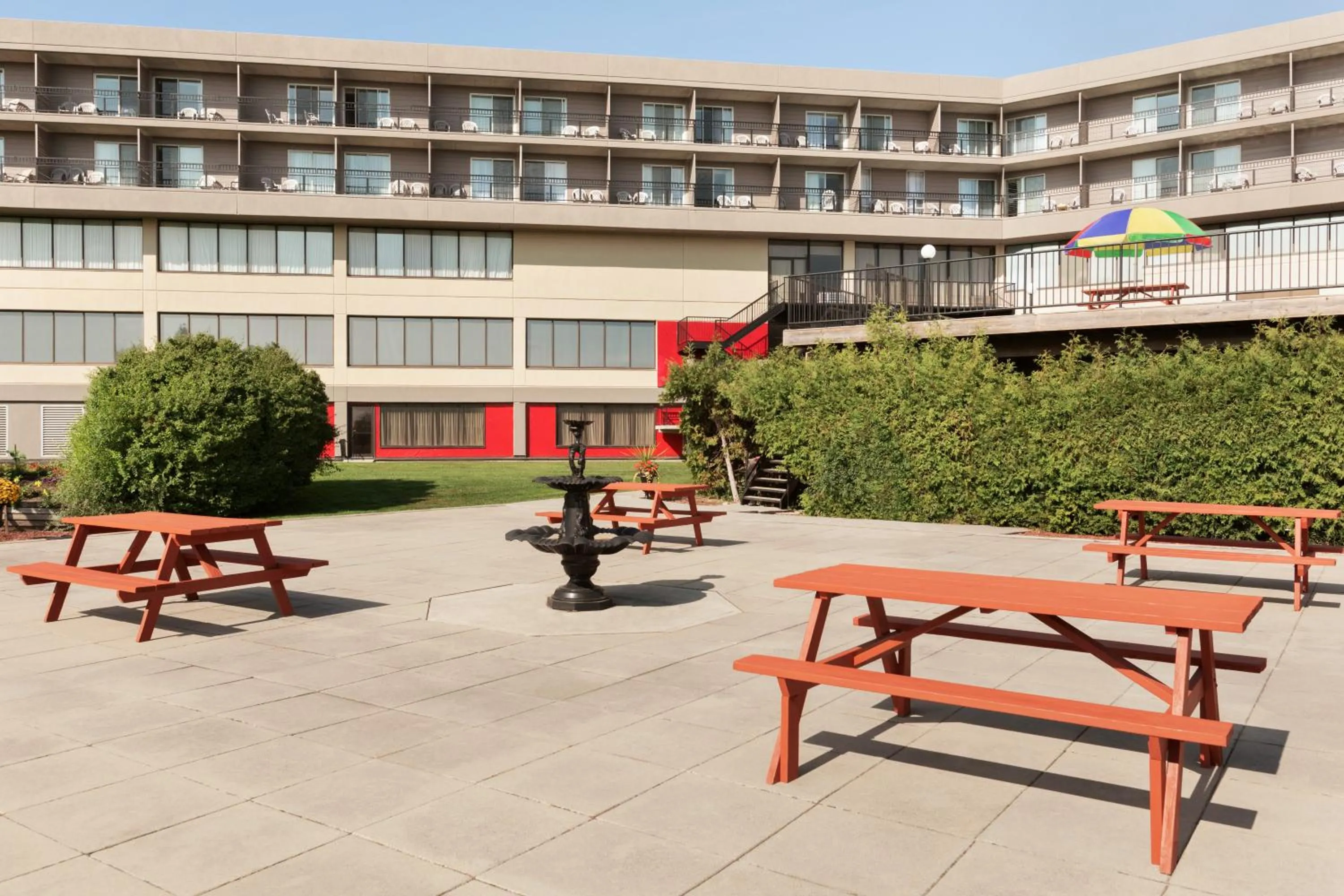 Patio in Ramada by Wyndham Belleville Harbourview Conference Center