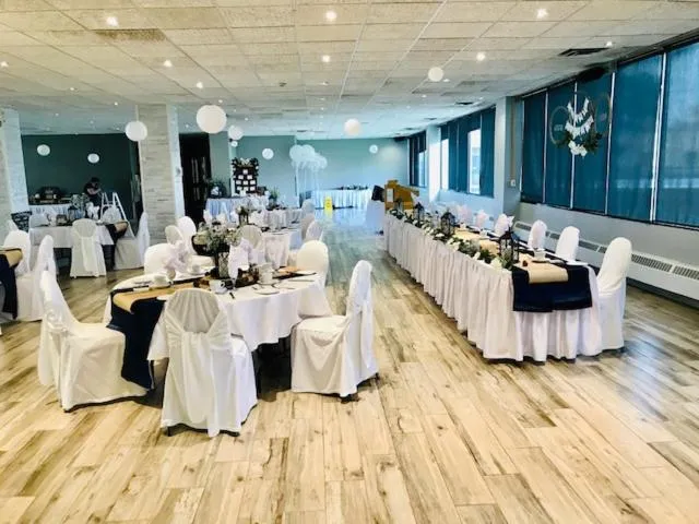 Banquet/Function facilities in Ramada by Wyndham Belleville Harbourview Conference Center