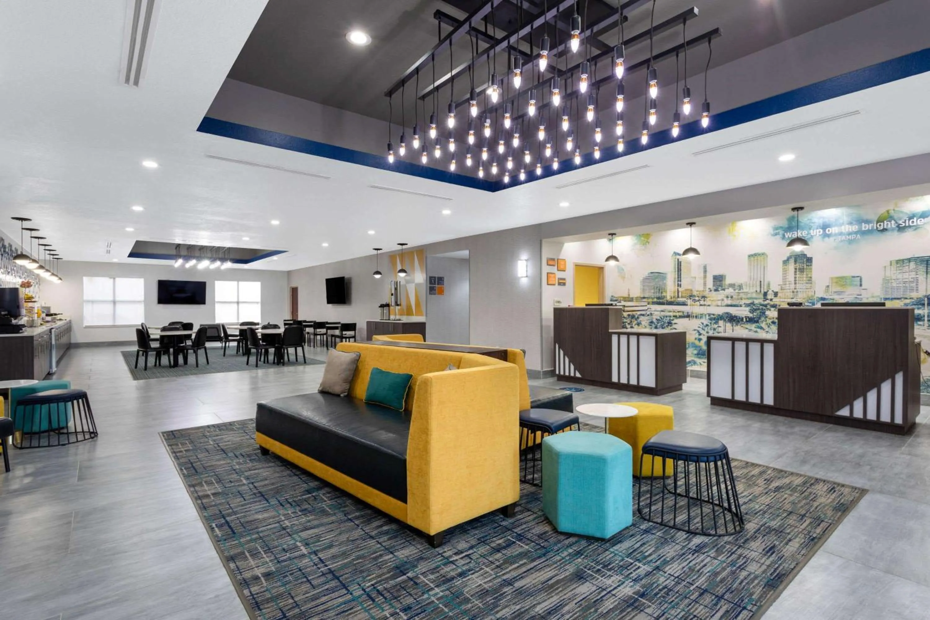 Lobby or reception in La Quinta by Wyndham Tampa Central