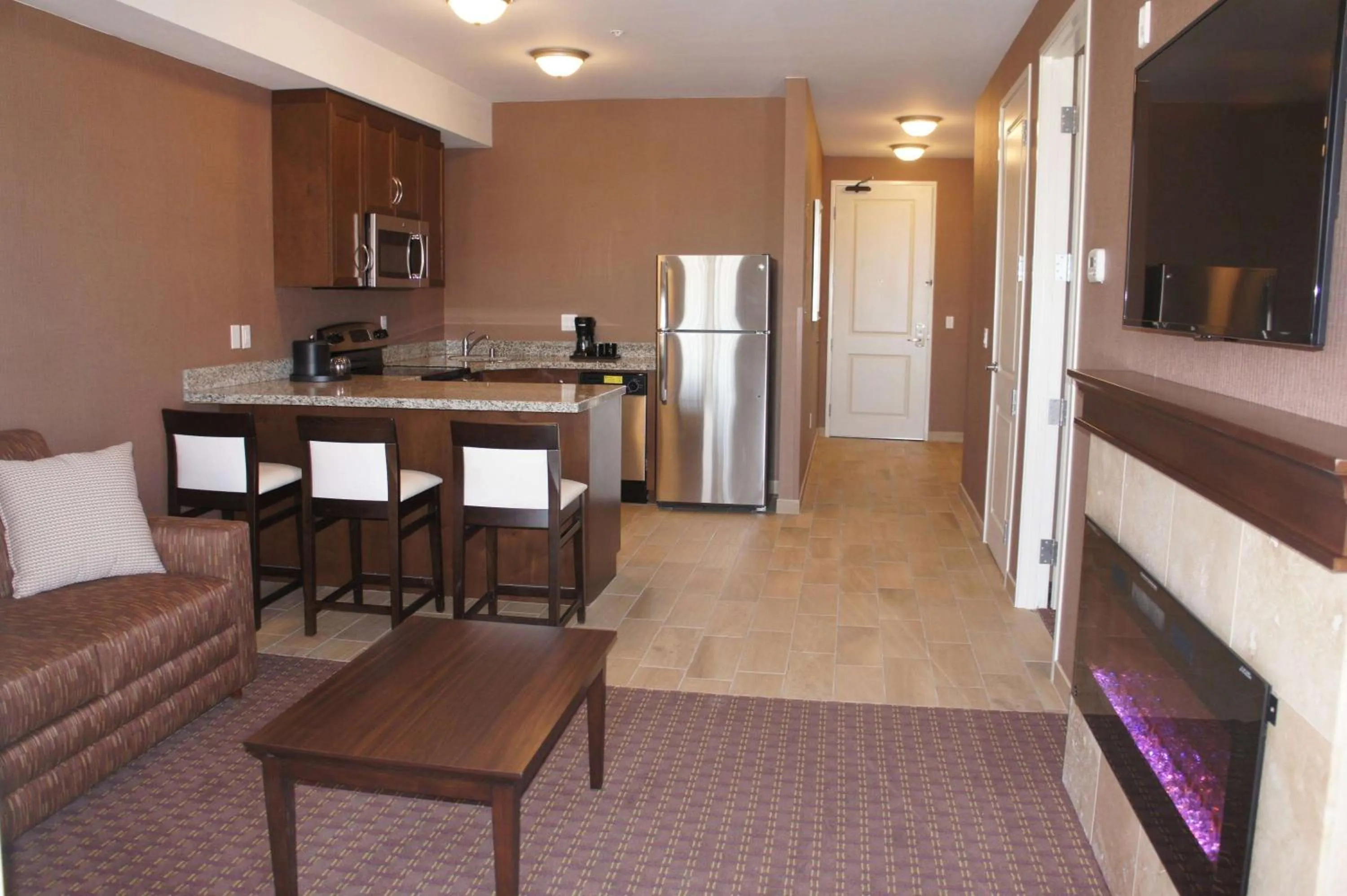 Two-Bedroom King Suite with Balcony - Non-Smoking in La Quinta by Wyndham Paso Robles