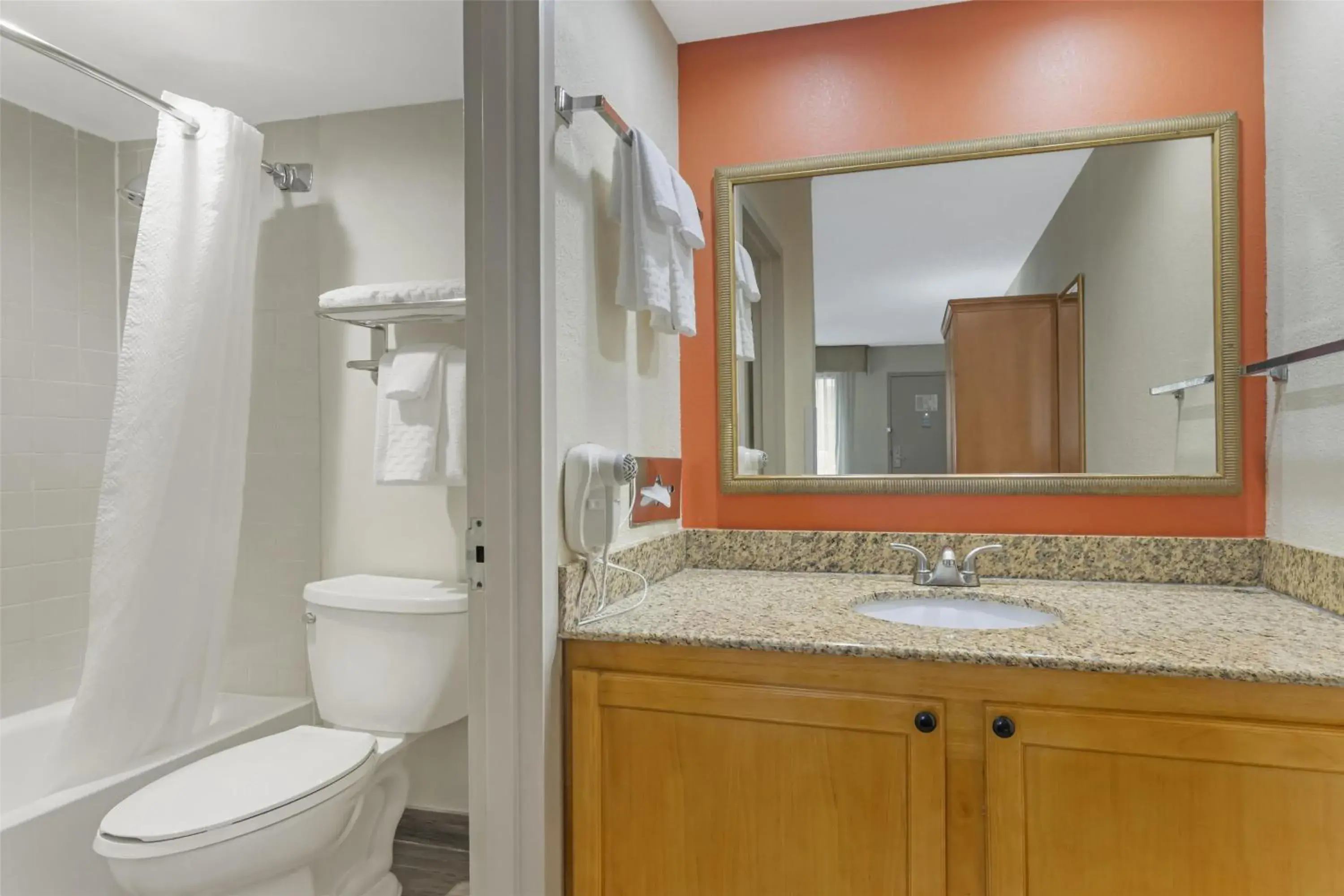 King Room - Ground Floor in Best Western Dulles Airport Inn King Room - Ground Floor in Best Western Dulles Airport Inn