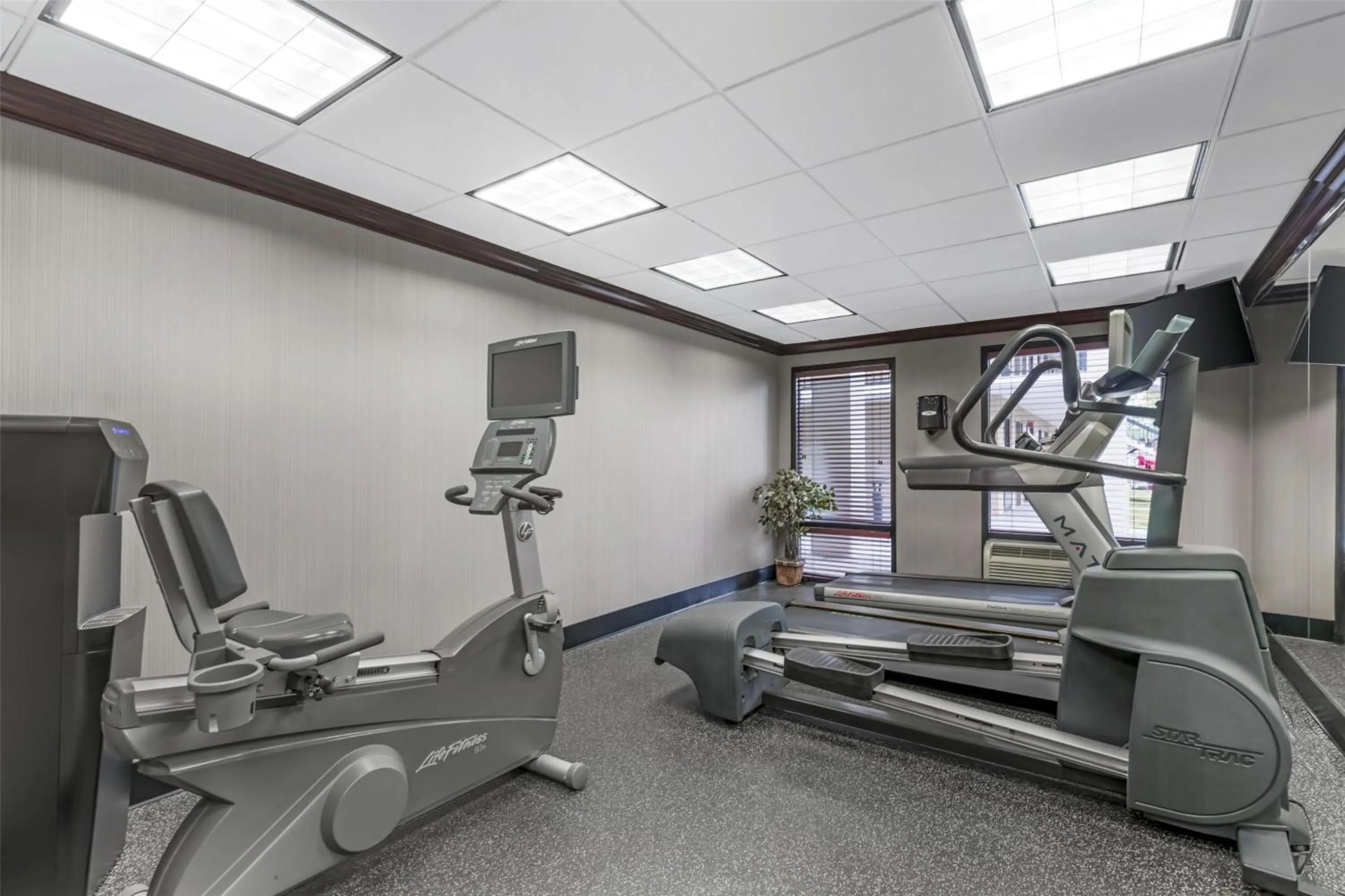 Fitness centre/facilities in Best Western Dulles Airport Inn