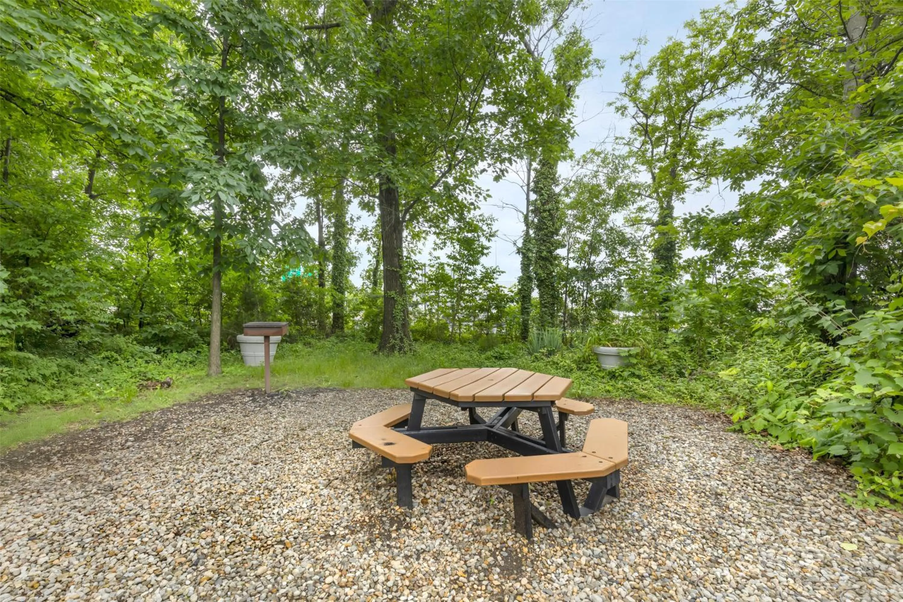 Property building in Best Western Dulles Airport Inn