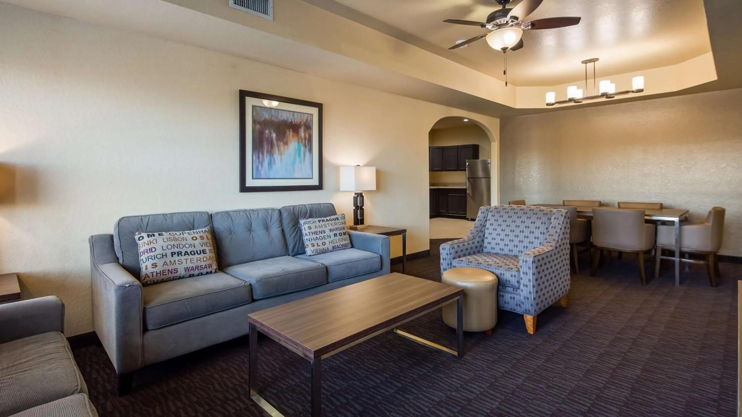 Photo of the whole room in Best Western Plus Hill Country Suites