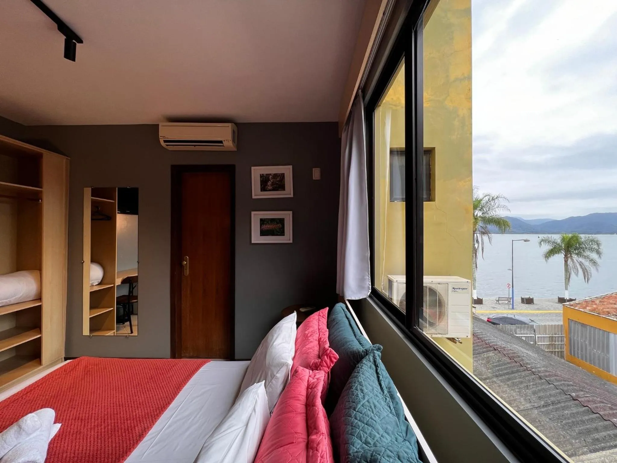 Bed in Hotel Solar da Beira