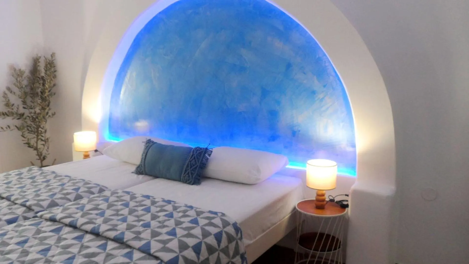 Bed in Papafotis Apartments & Suites