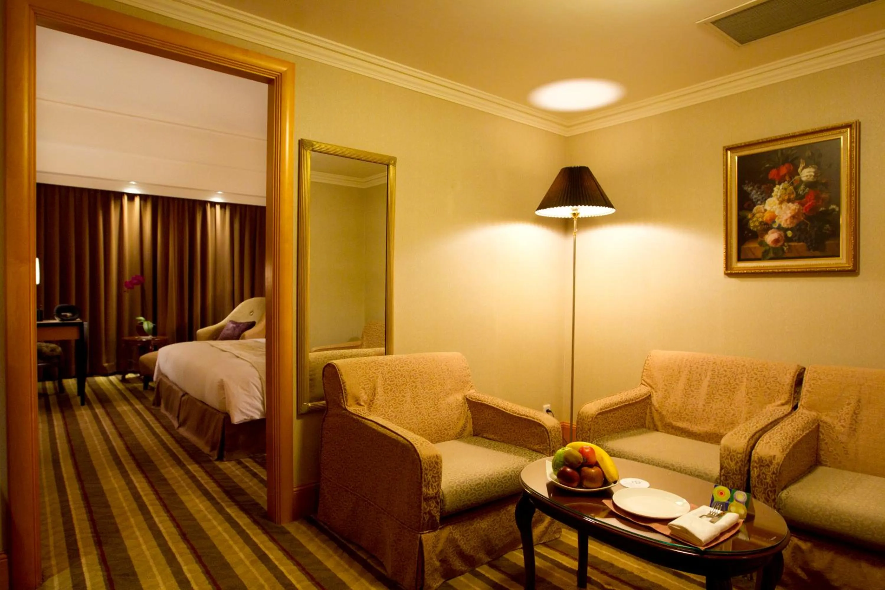 Living room, Bed in THE LEES Hotel