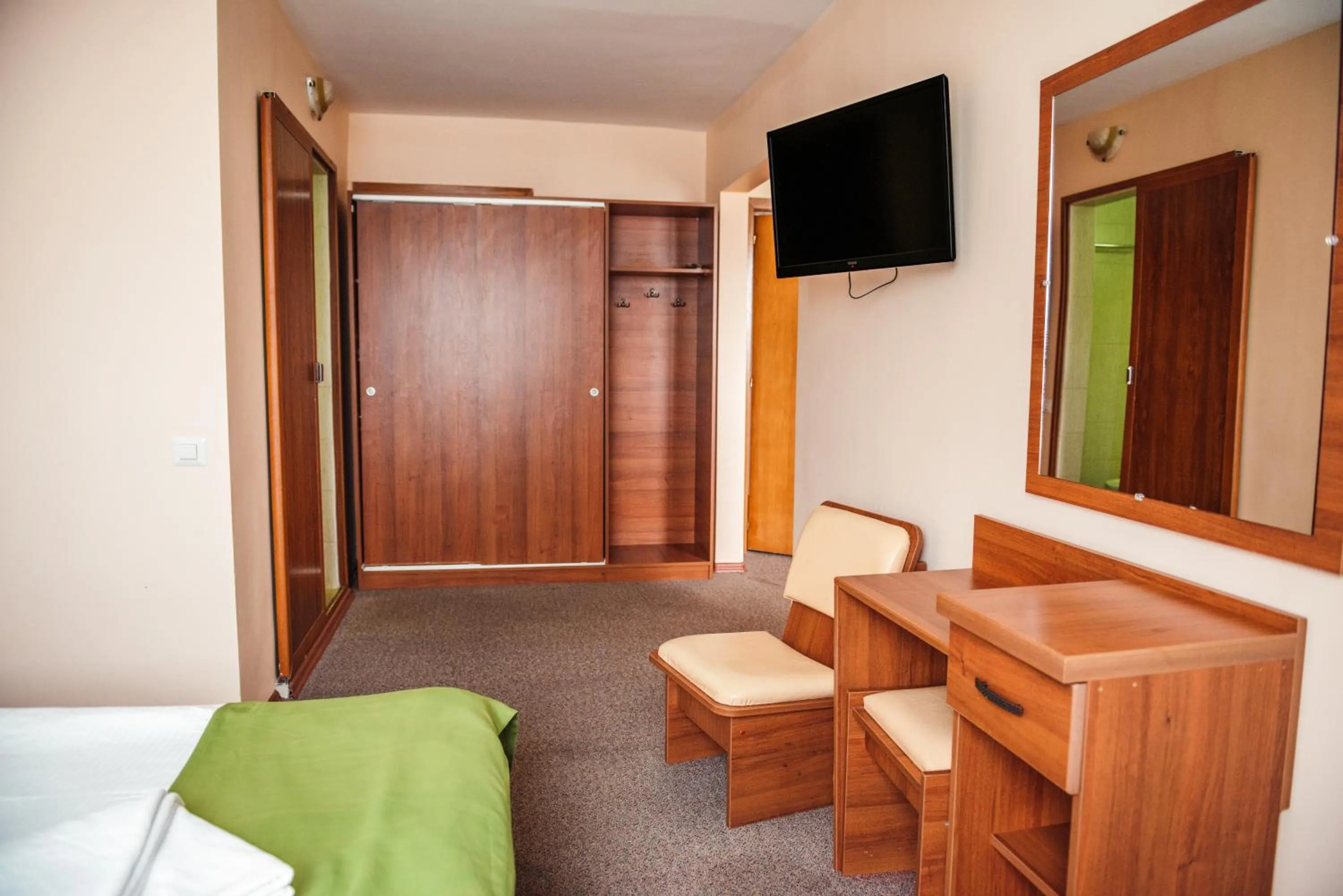 TV and multimedia, Bed in Hotel Doina