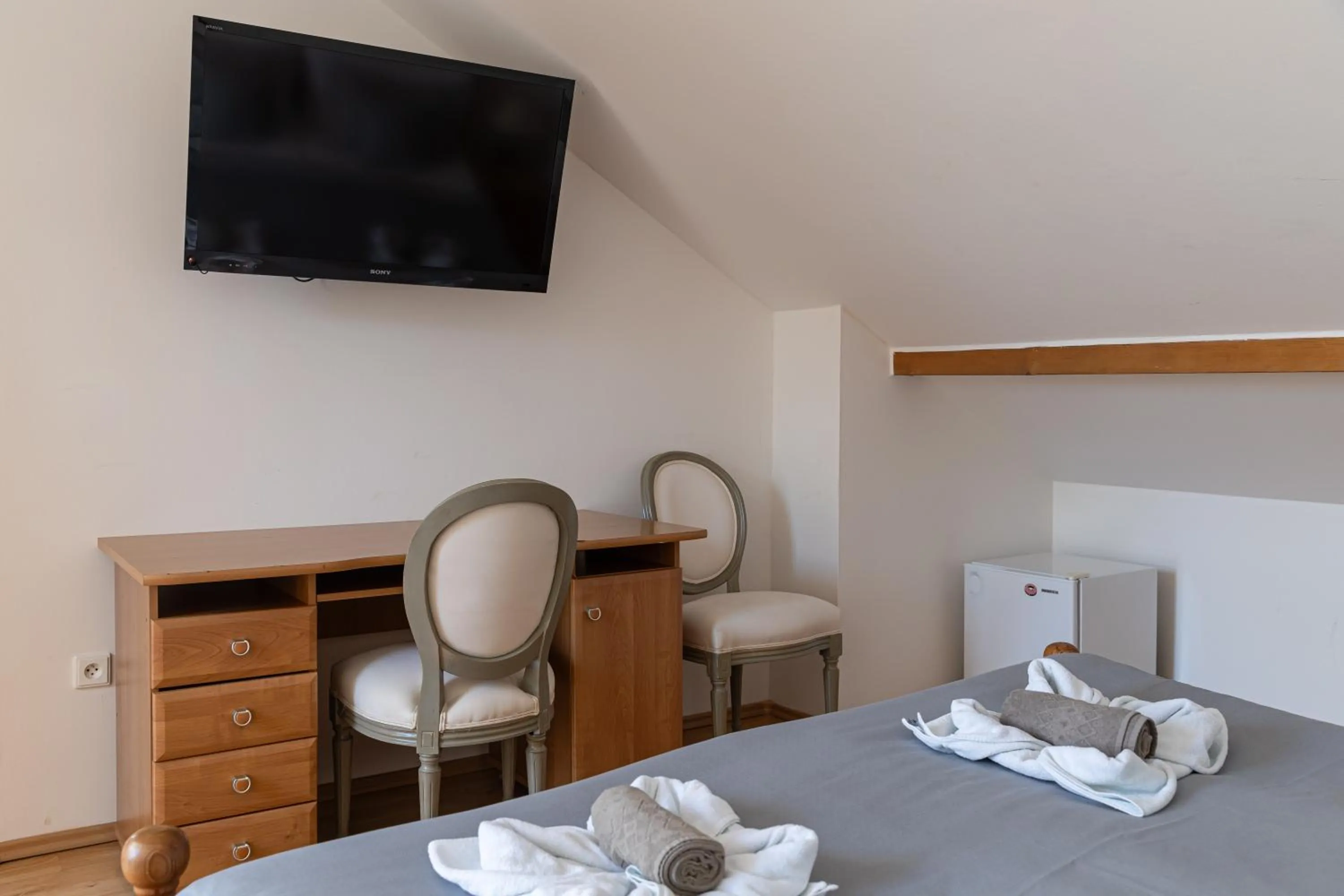 TV and multimedia, Bed in Hotel Zámeček Janovičky