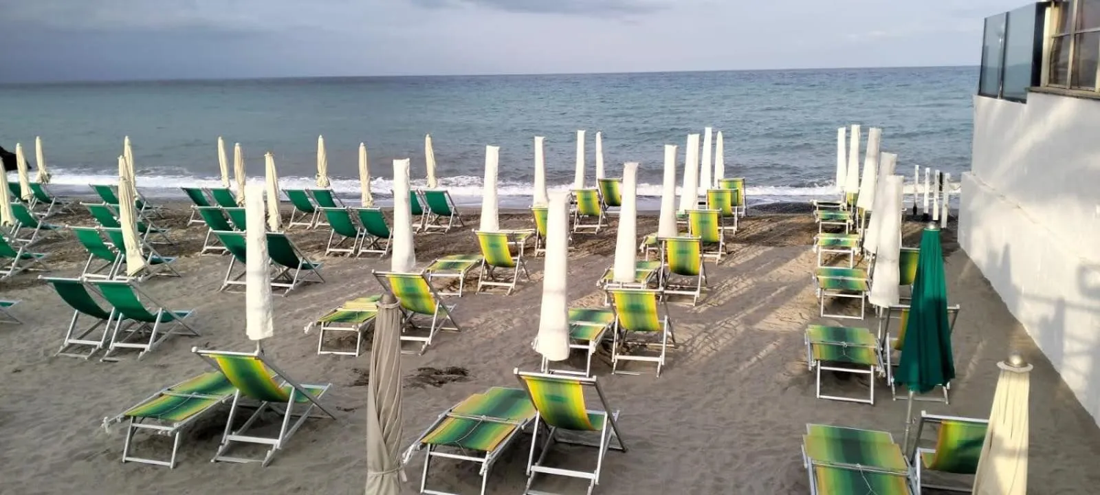 Beach in Residence Aurora Wellness & Spa