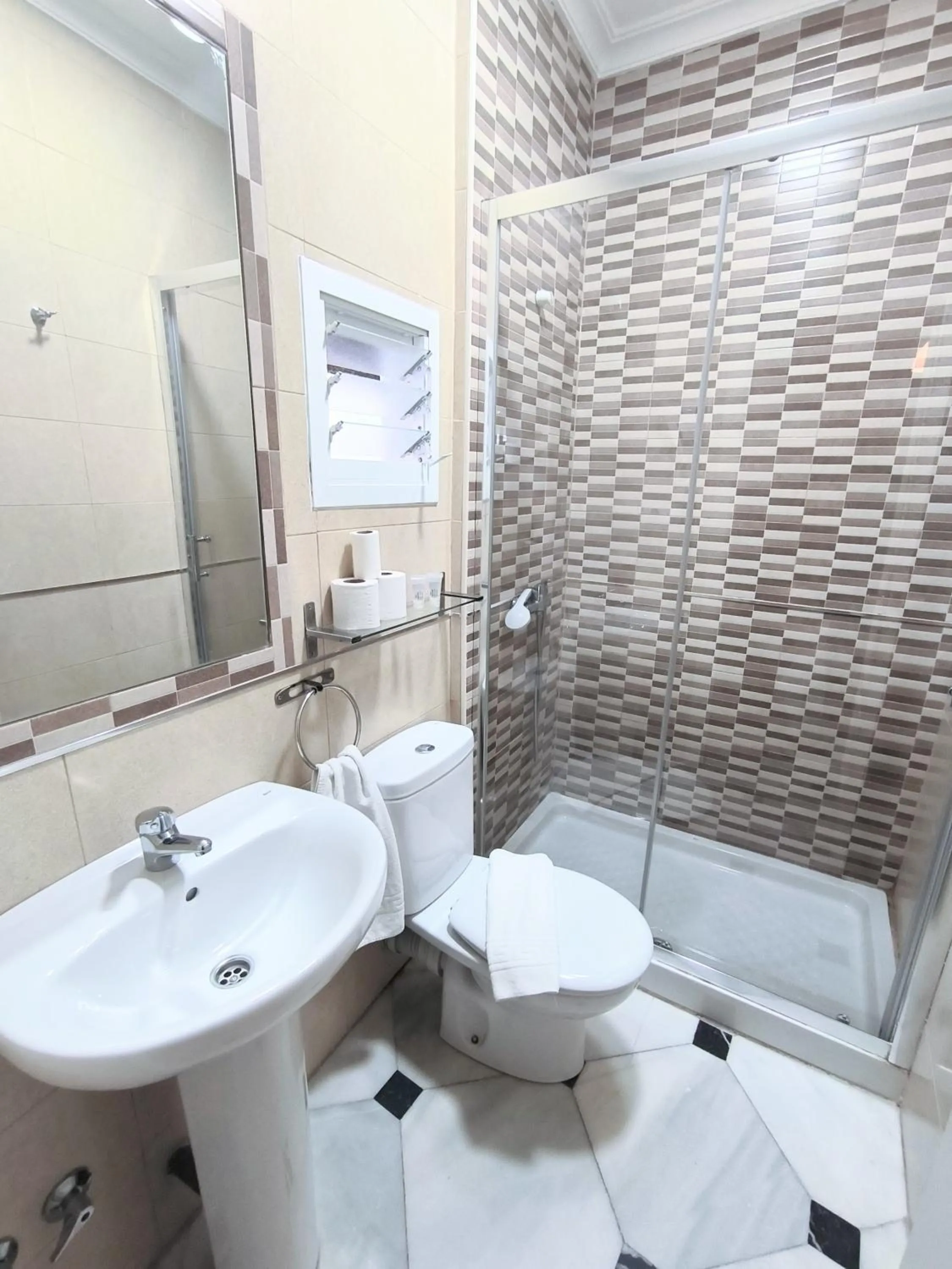 Bathroom in Pension Perez Montilla