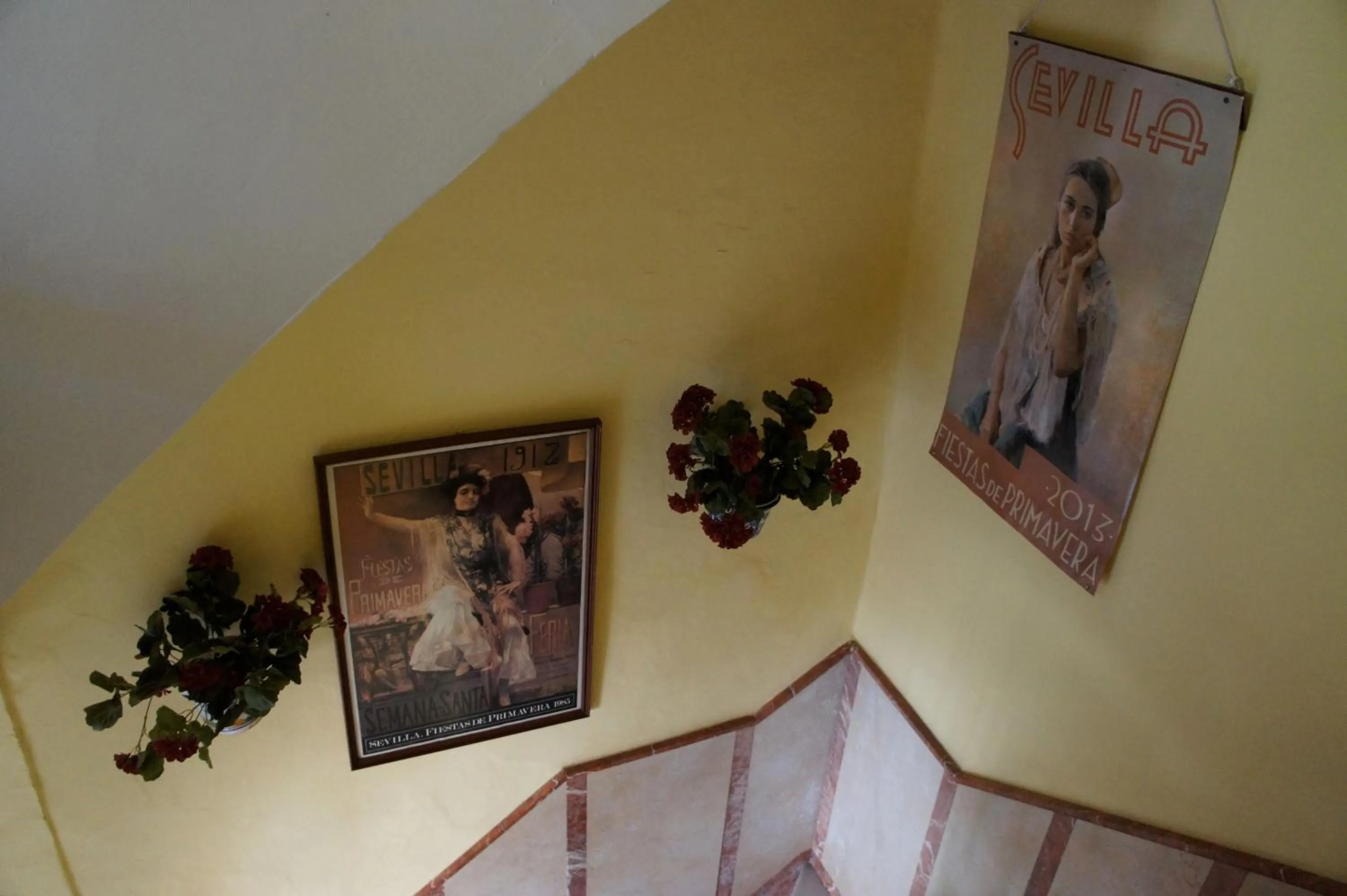 Decorative detail in Pension Perez Montilla