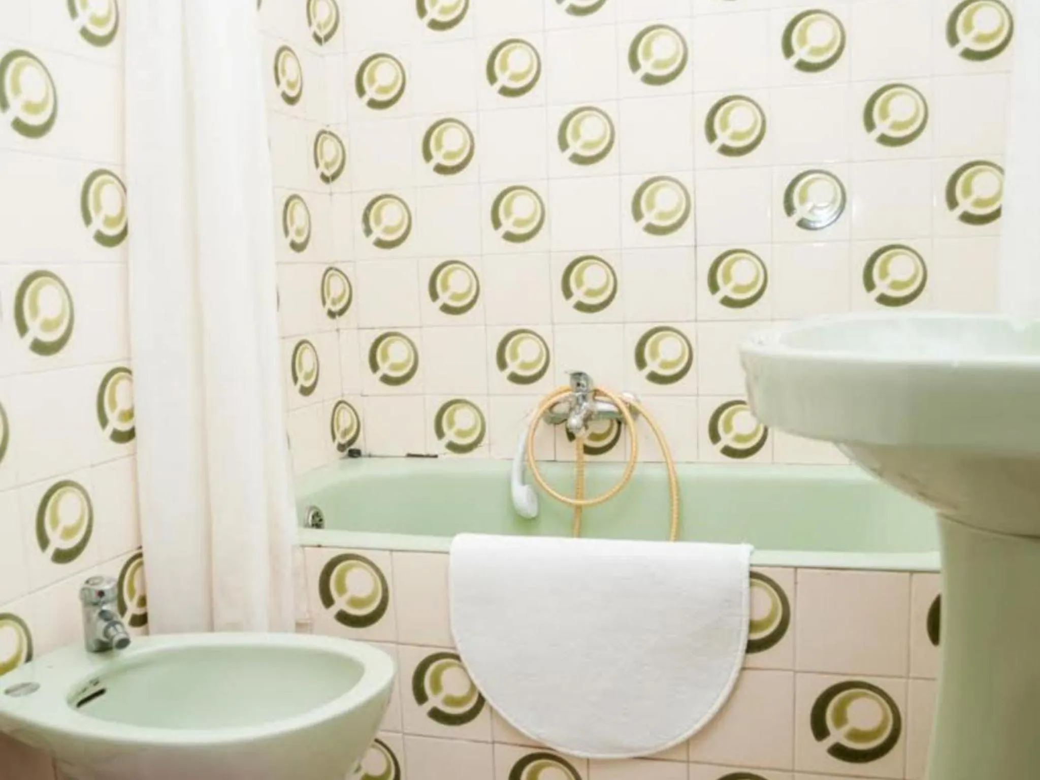 Bathroom in Pension Perez Montilla