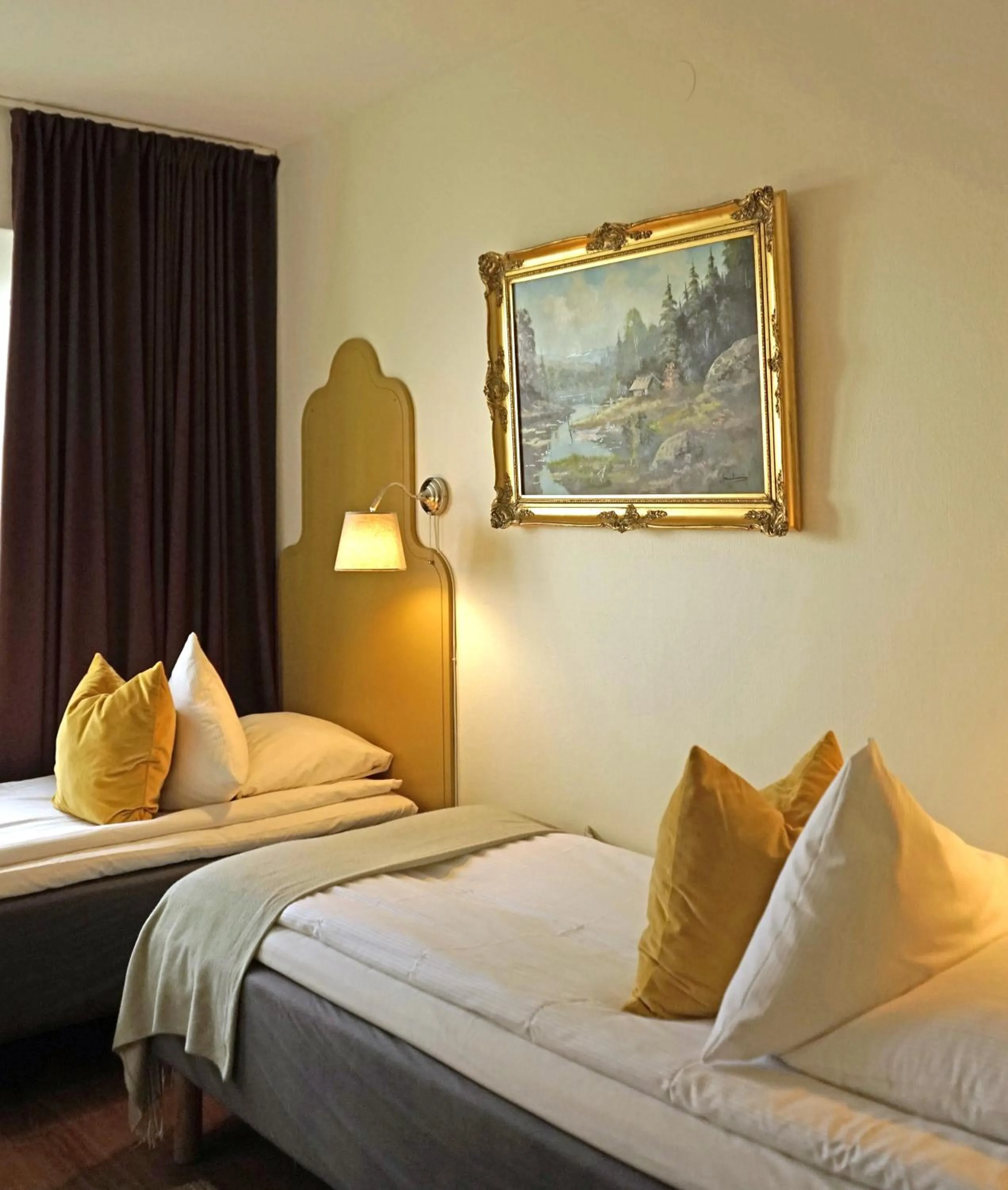 Bed in Hotel Lysekil