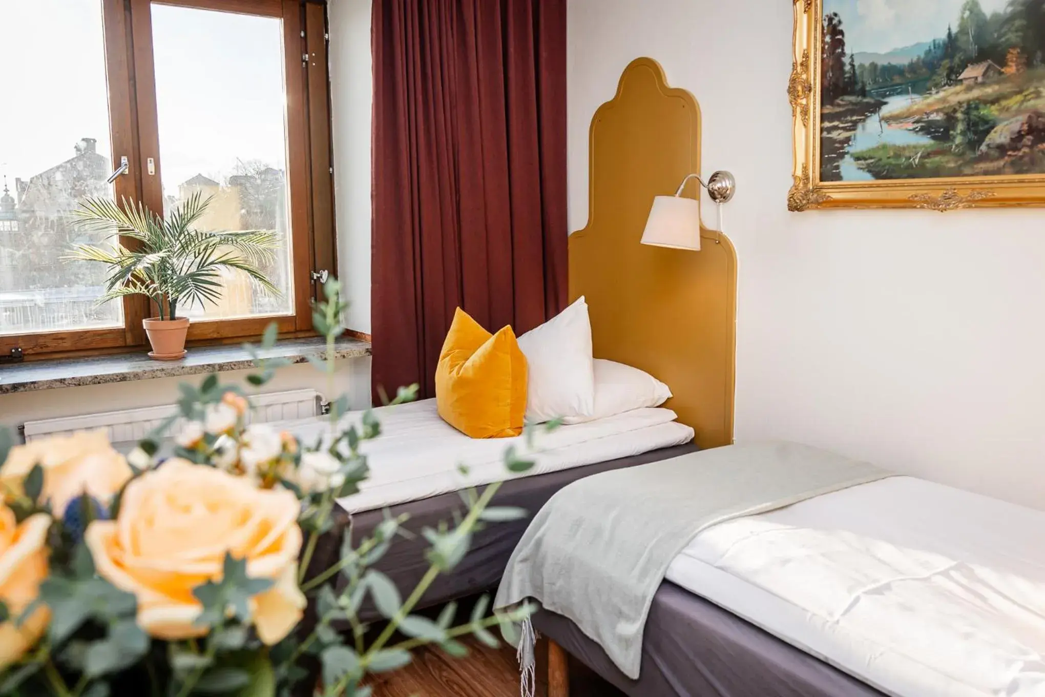 Small Twin Room in Hotel Lysekil Small Twin Room in Hotel Lysekil