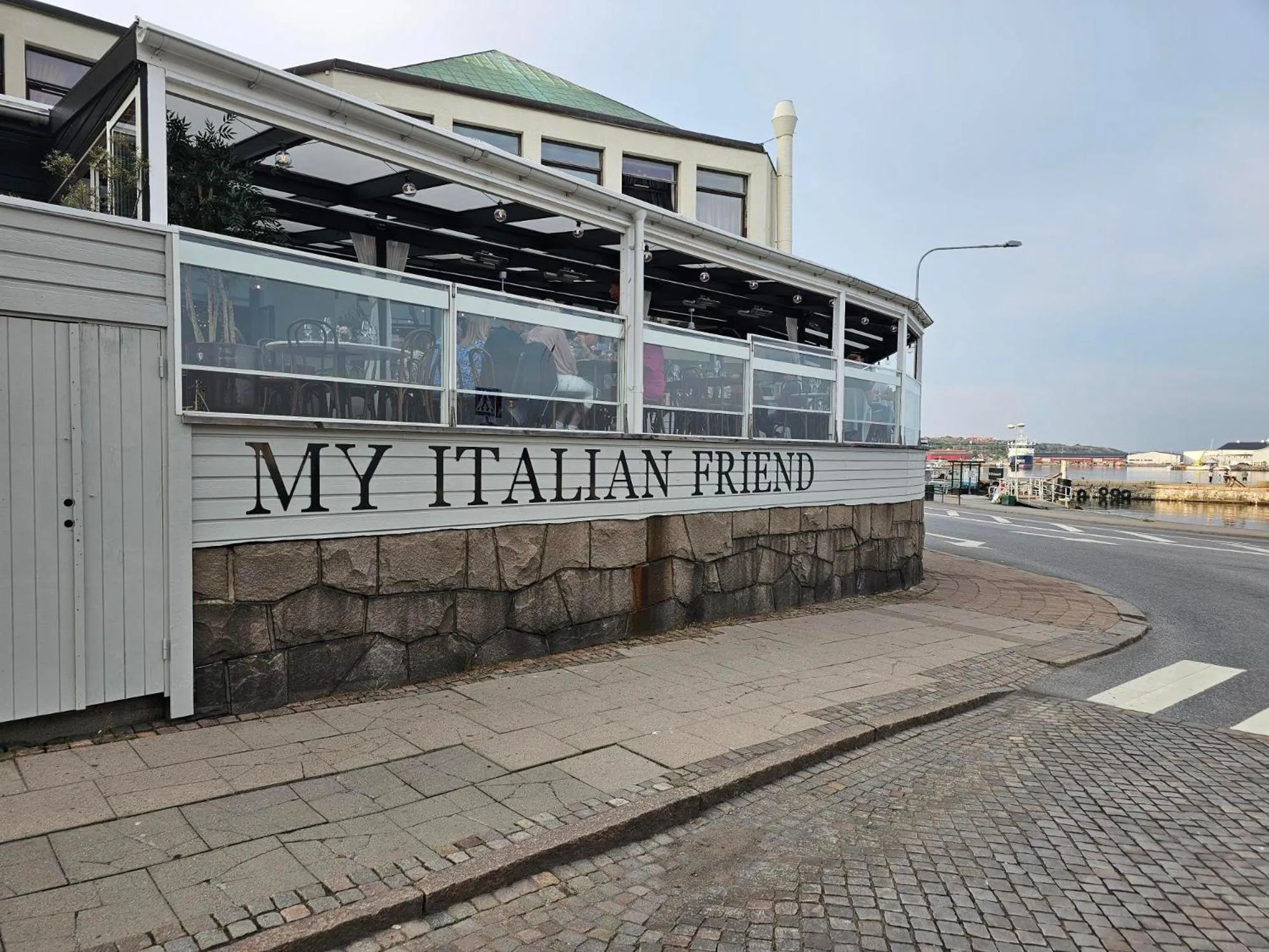 Restaurant/places to eat in Hotel Lysekil