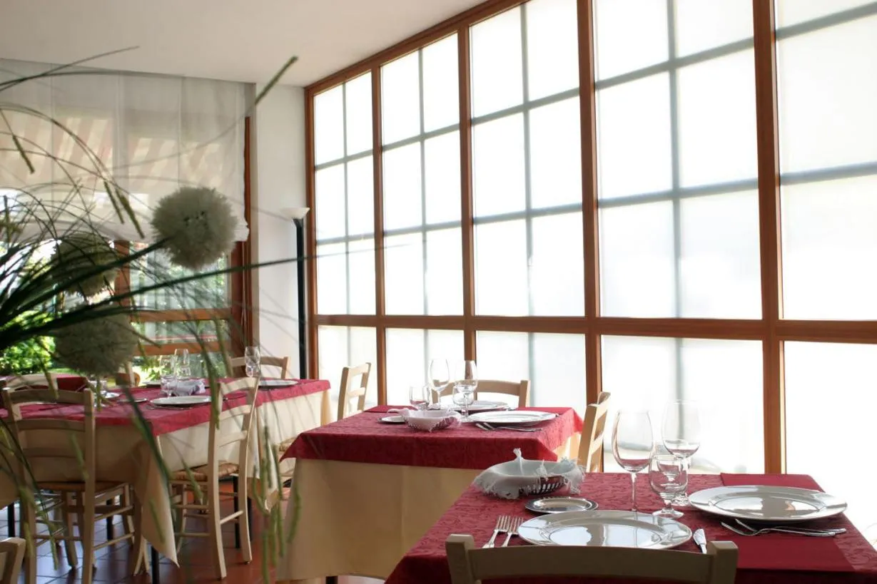 Restaurant/places to eat in Hotel Friuli