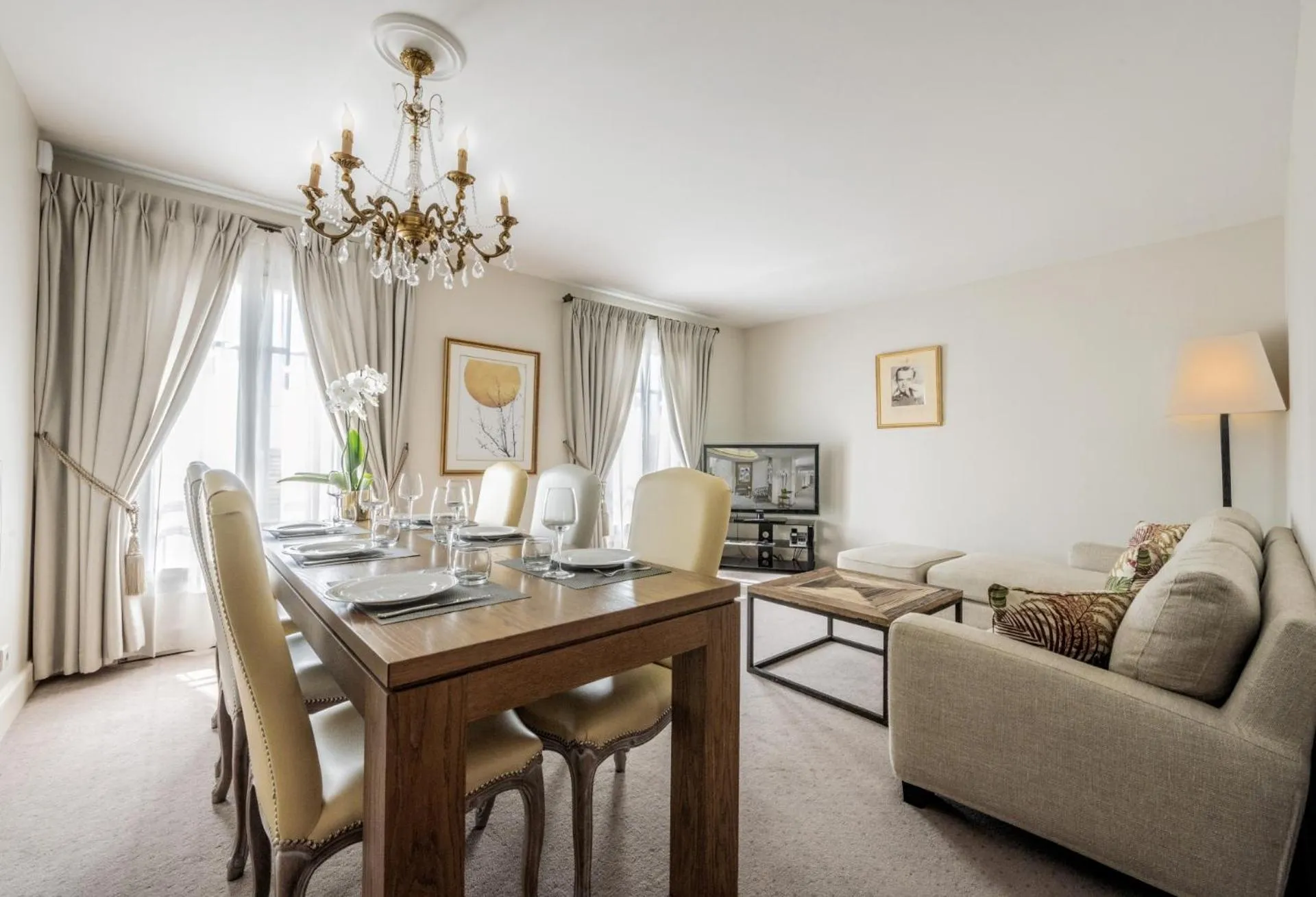 TV and multimedia in La Résidence de La Réserve