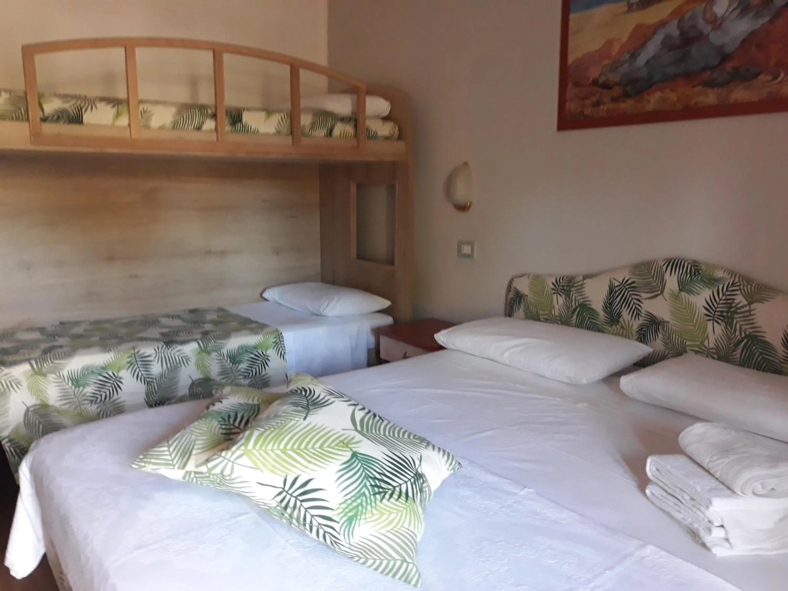 Photo of the whole room, Bed in Hotel Tirrenia