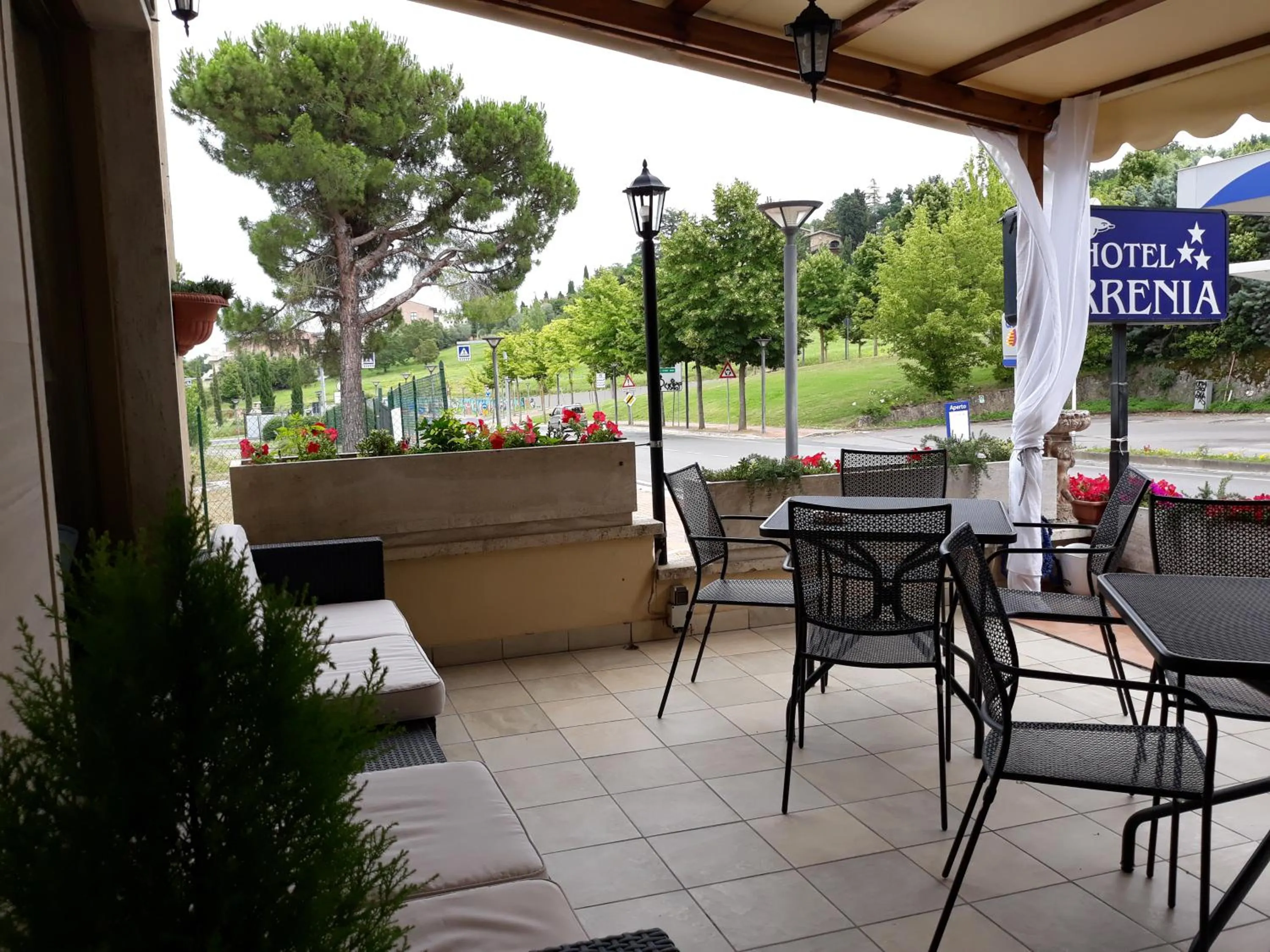 Facade/entrance in Hotel Tirrenia