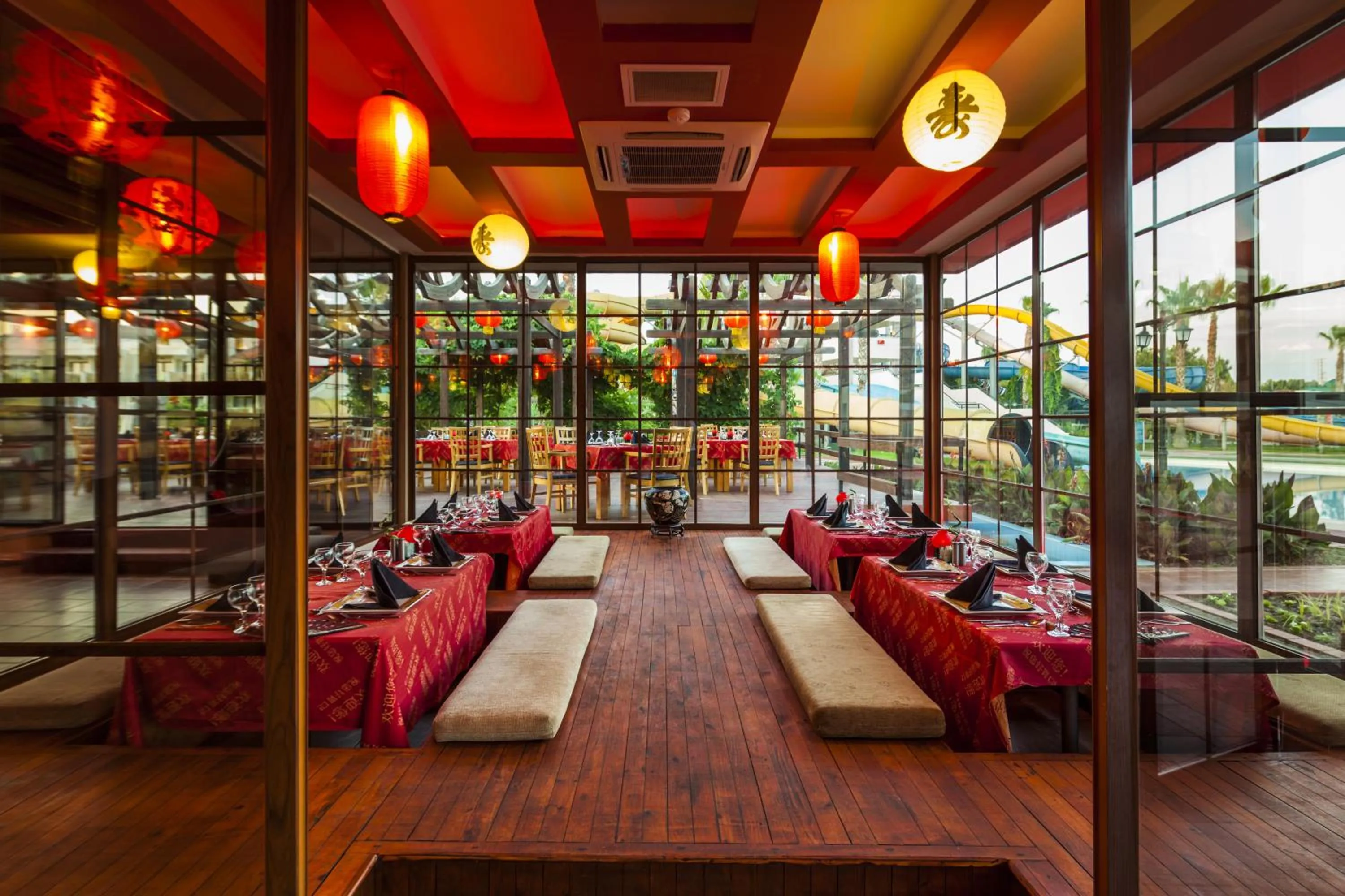 Restaurant/places to eat in Club Hotel Turan Prince World - Kids Concept