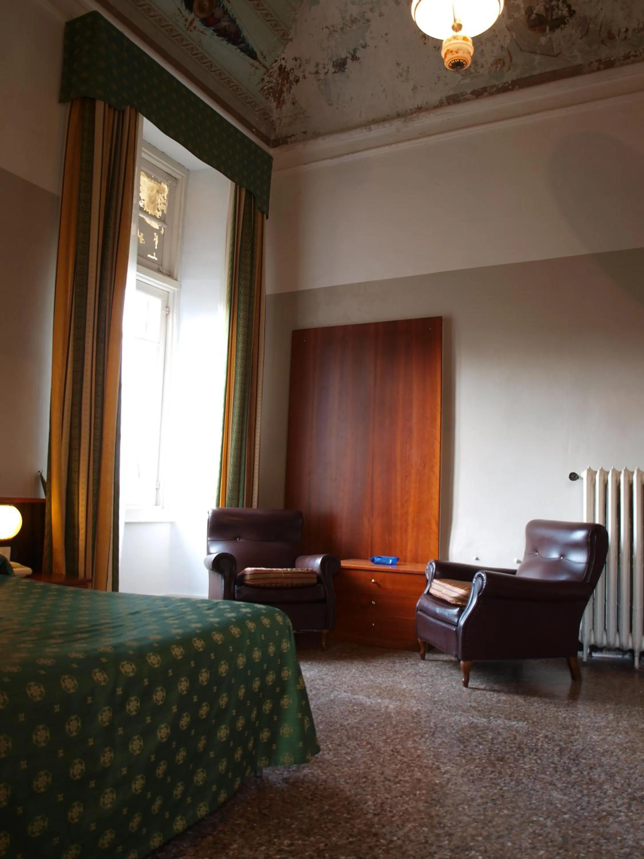 Photo of the whole room, Bed in Hotel Villa Bonera