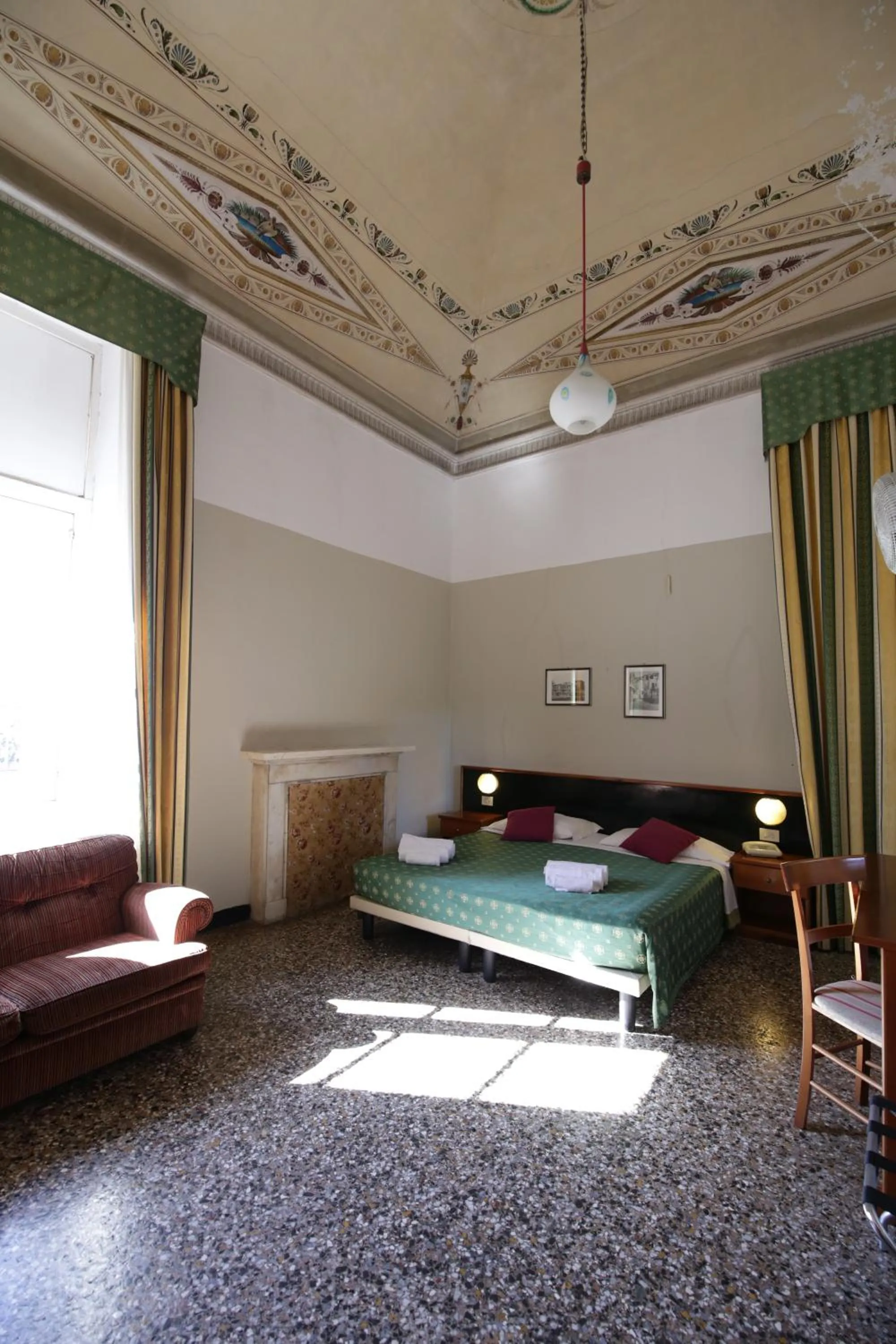 Photo of the whole room, Bed in Hotel Villa Bonera