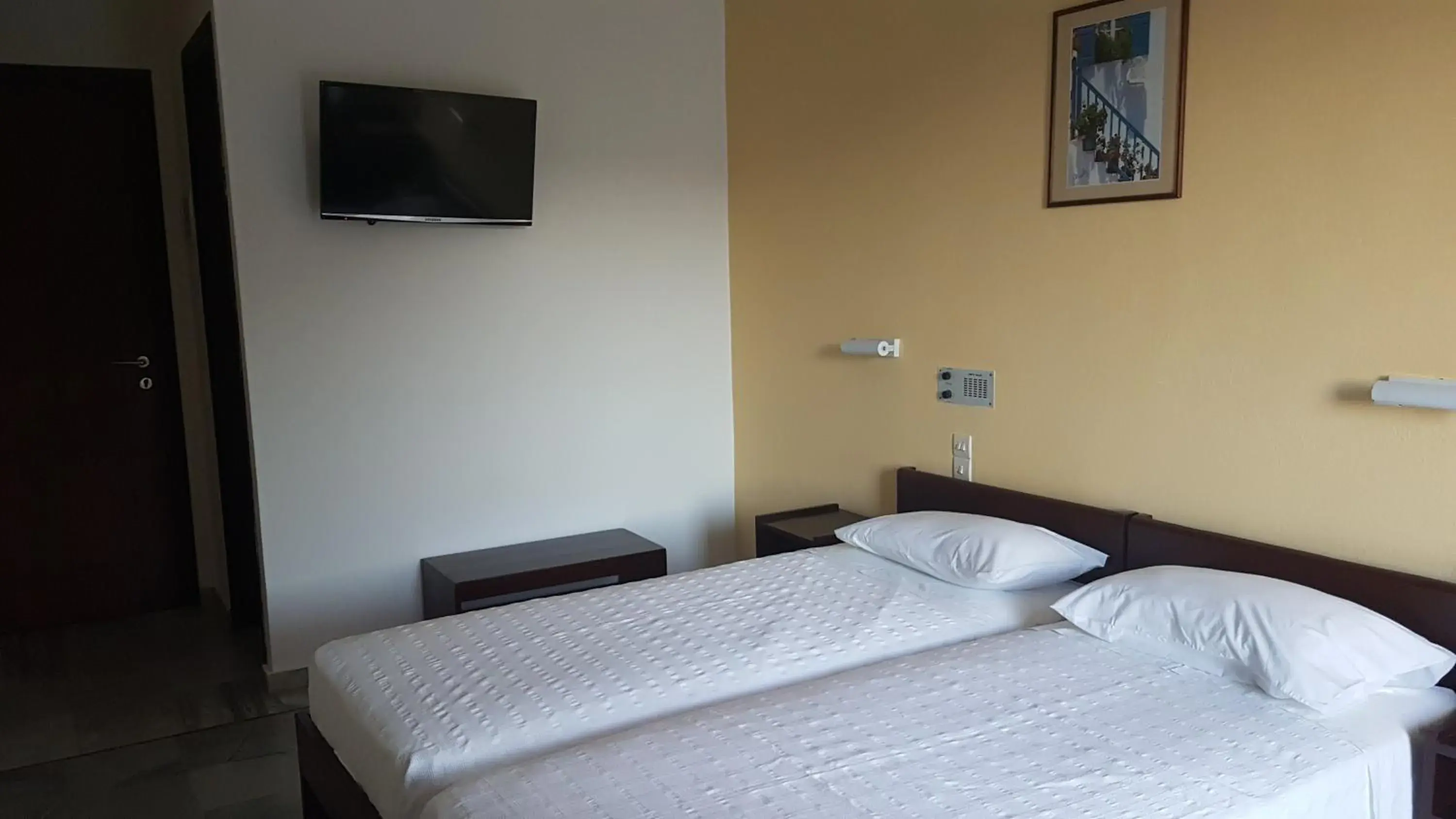 Twin Room in Porto Galini Twin Room in Porto Galini