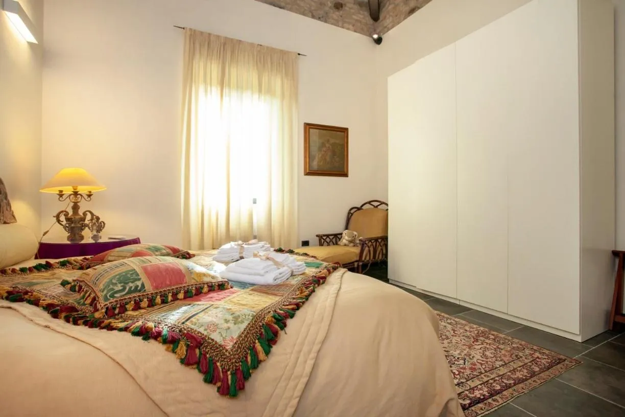 Bed in Borgo Antico XIX sec.