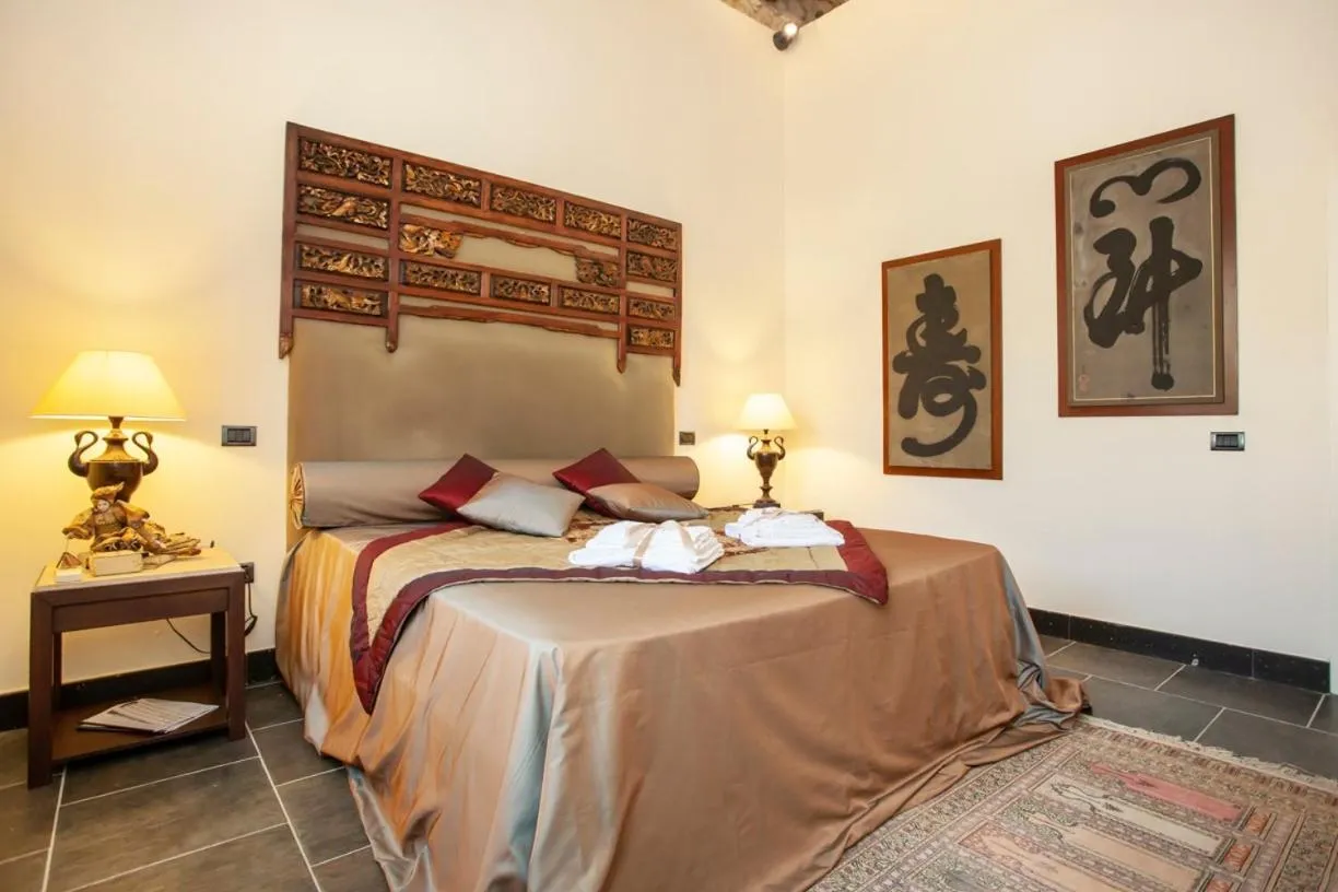 Photo of the whole room, Bed in Borgo Antico XIX sec.