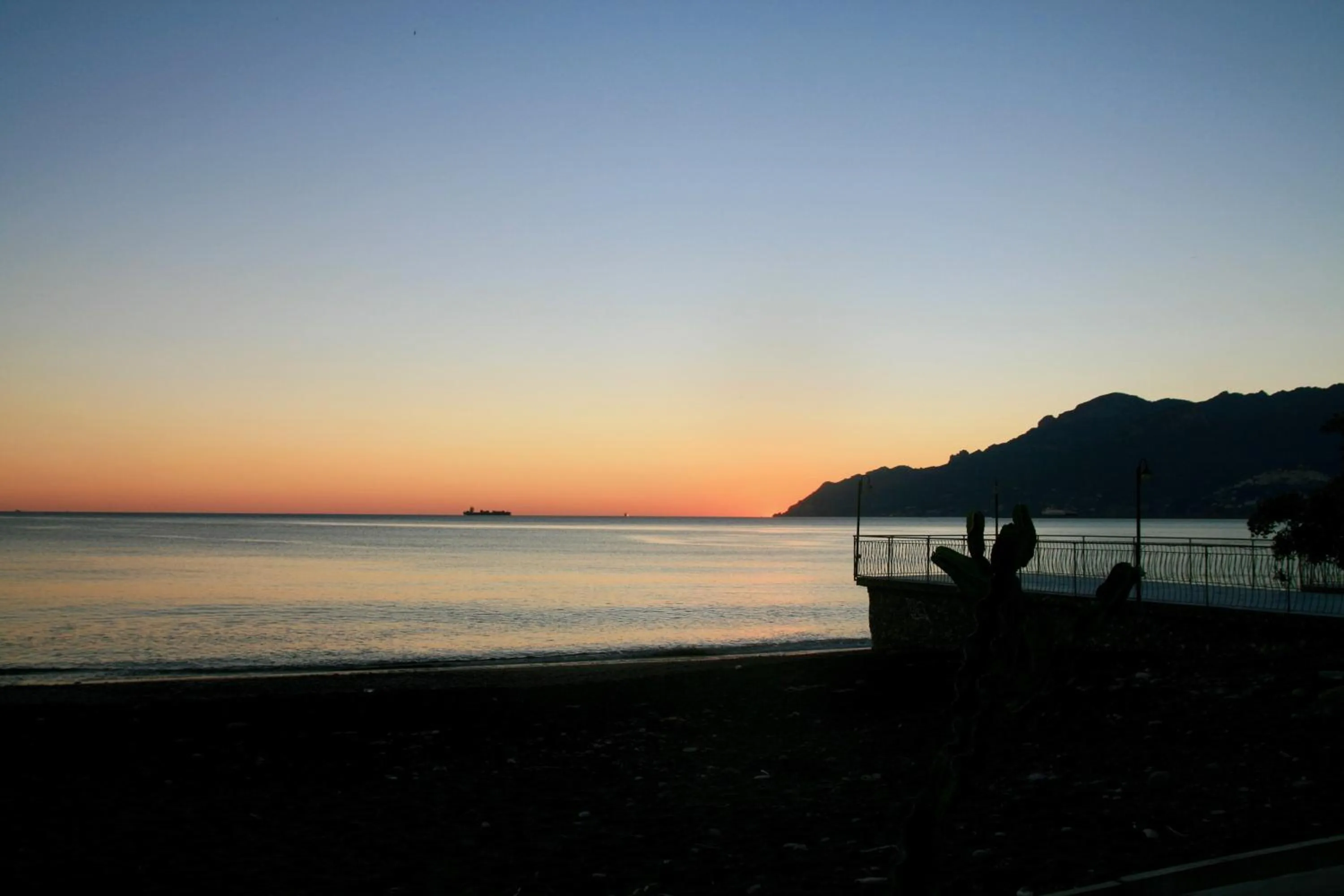 Facade/entrance in 14 Leoni