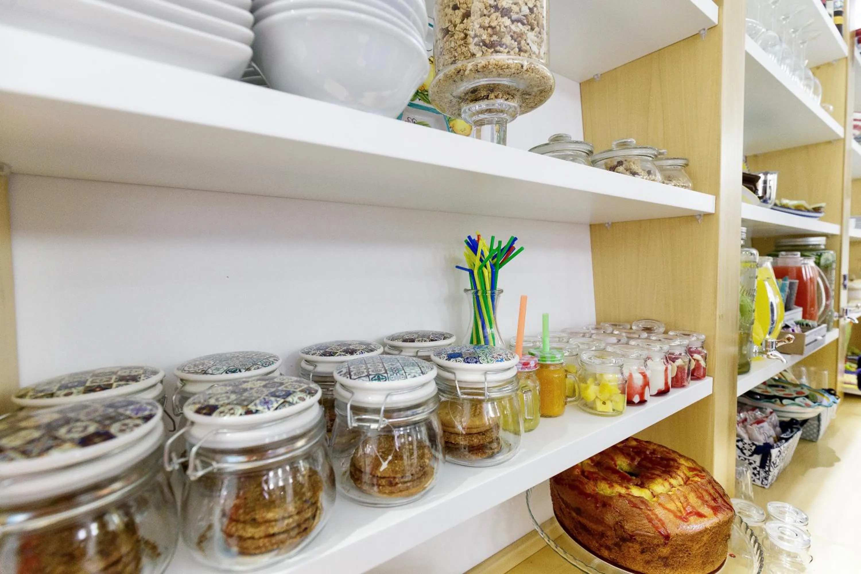 Food and drinks in 14 Leoni