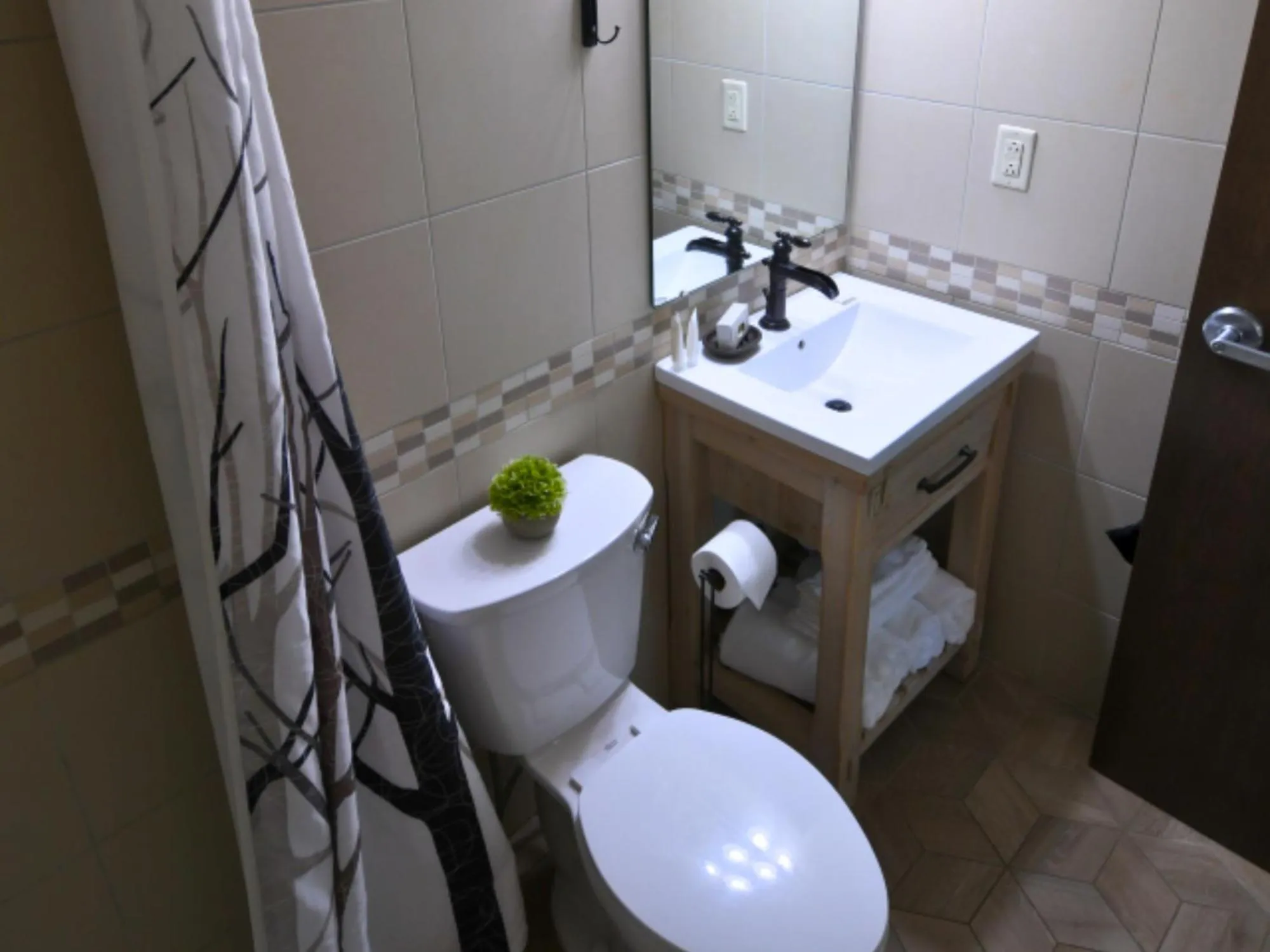 Bathroom in Turkey Run Inn & Cabins