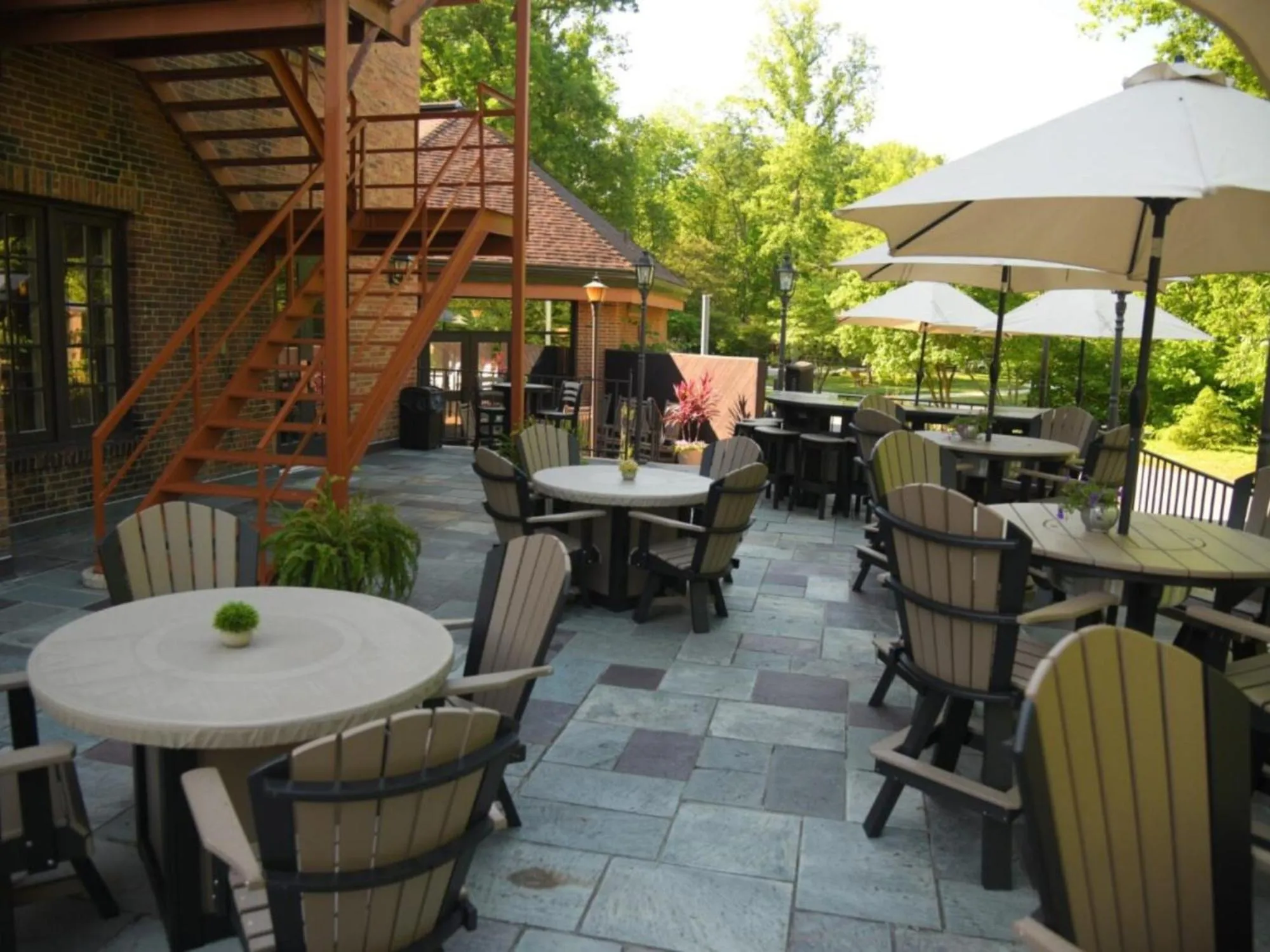 Patio in Turkey Run Inn & Cabins