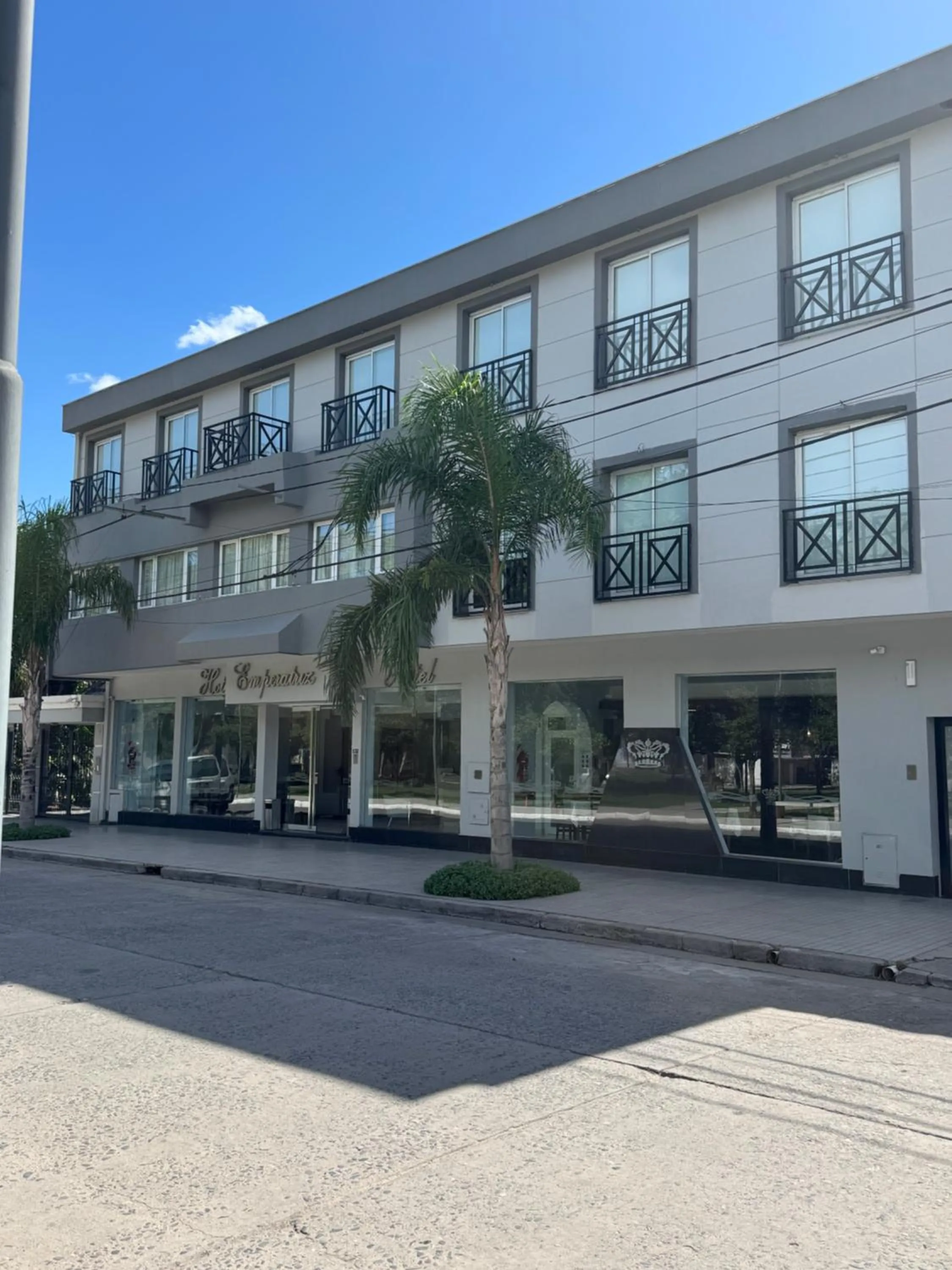 Property building in Hotel Termal Emperatriz Termas de Río Hondo