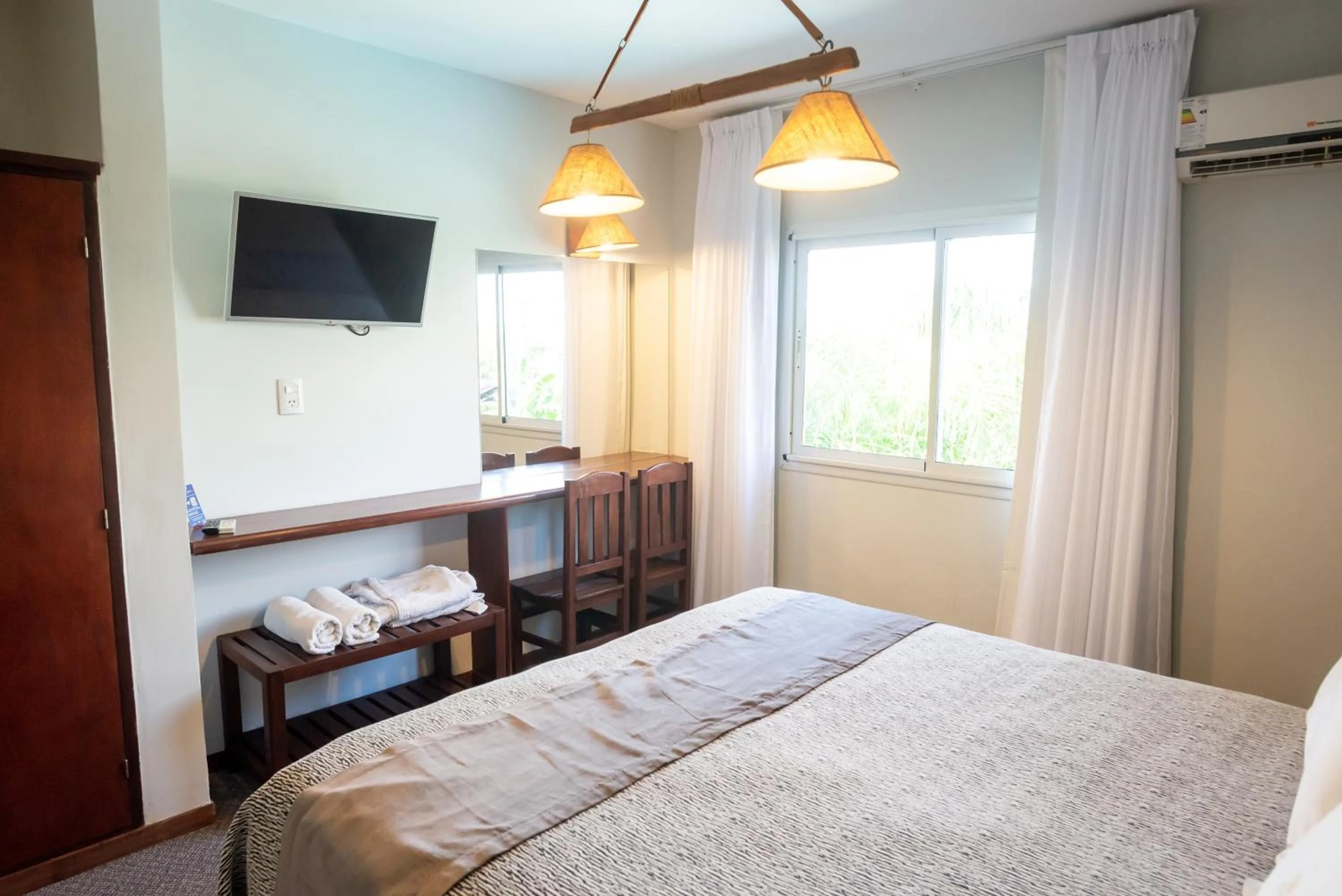 Bed in Hotel Termal Emperatriz Termas de Río Hondo