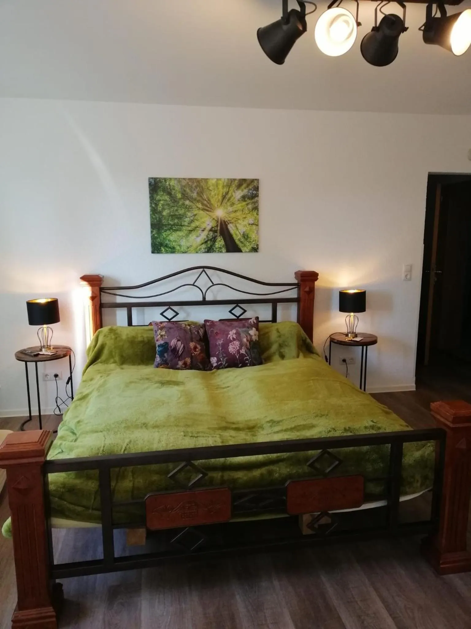 Bed in Landhotel "Zum ersten Siedler"