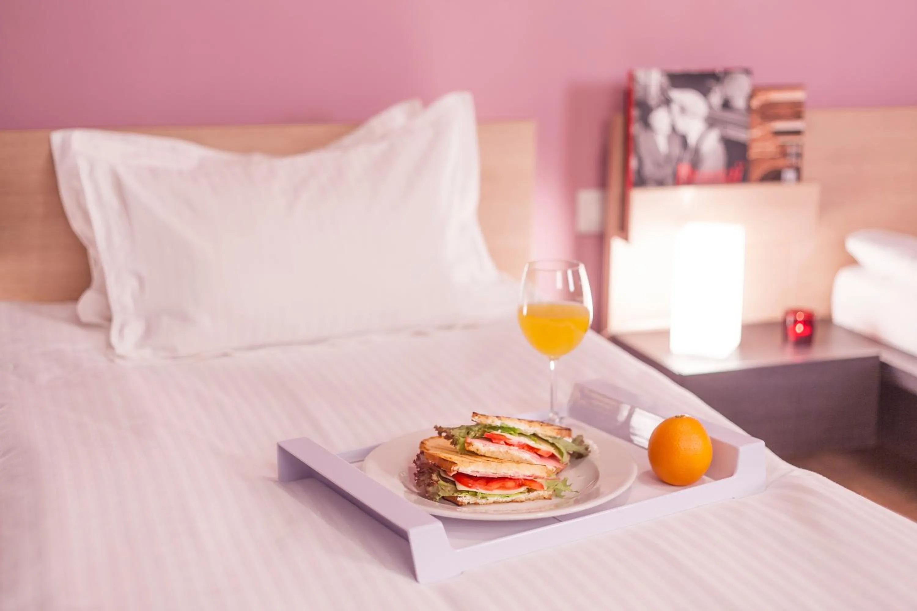 Bed in Veliki Garni Hotel